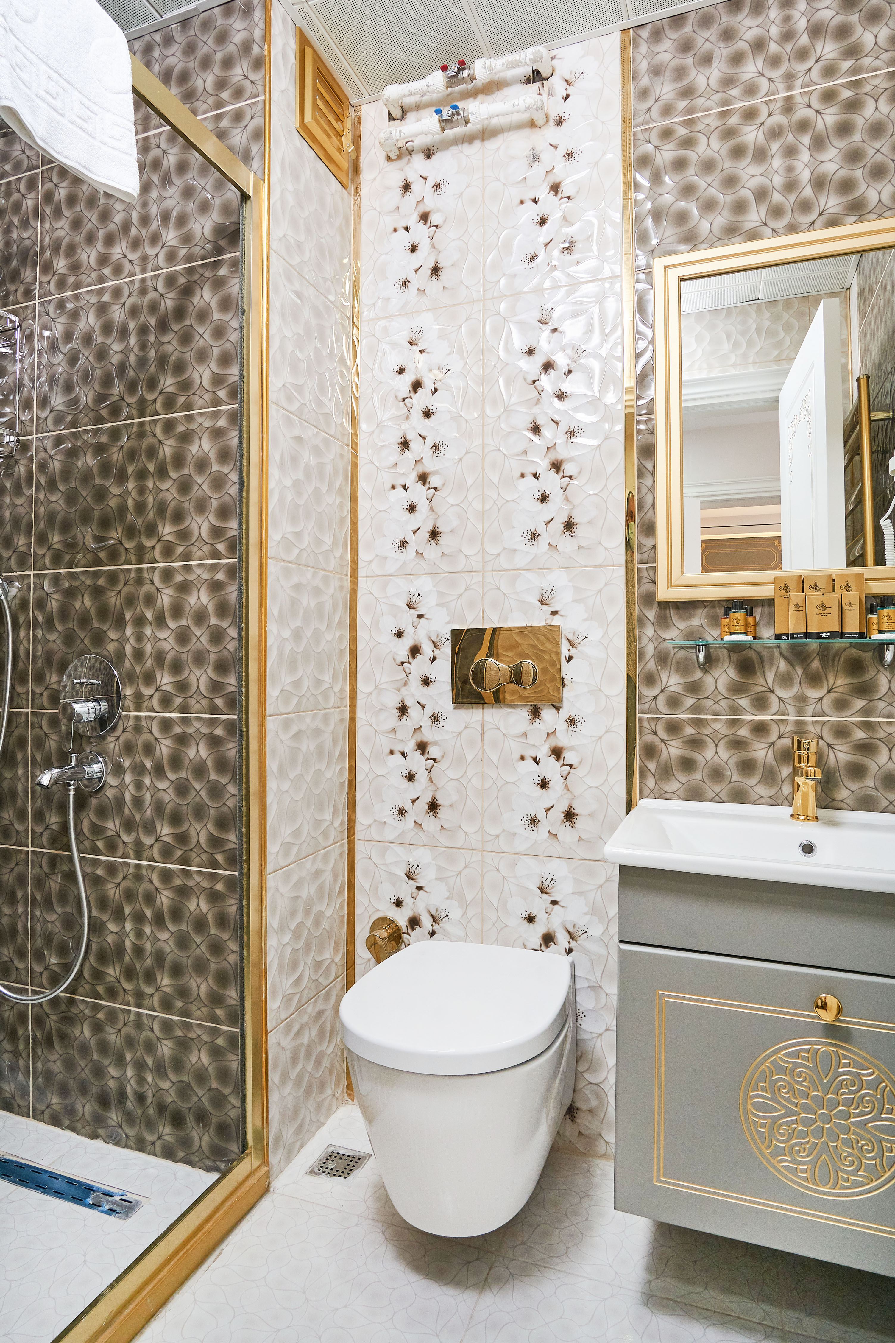 Family Room Connecting Room