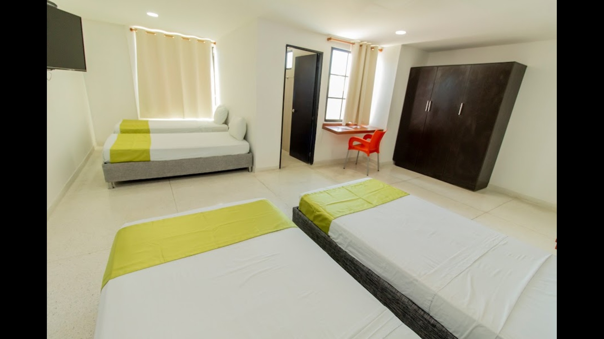 Family Room Superior