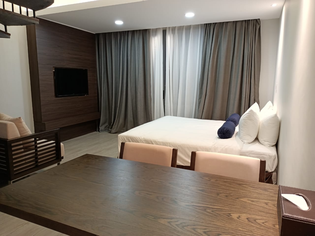 Family Room Capacity 5 One Bedroom