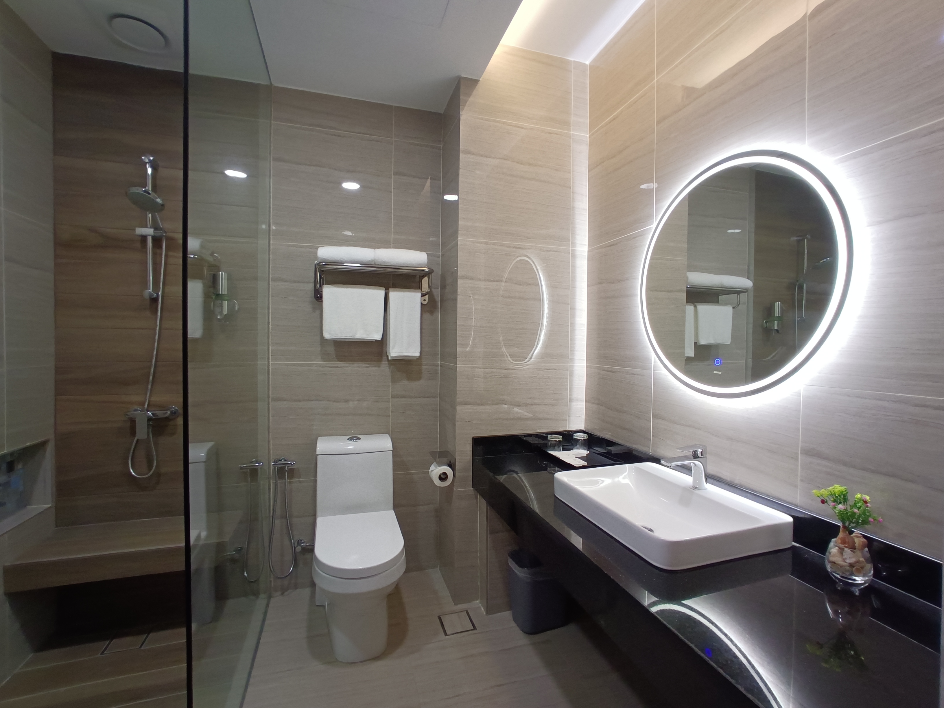 Double Deluxe Partial Ocean View