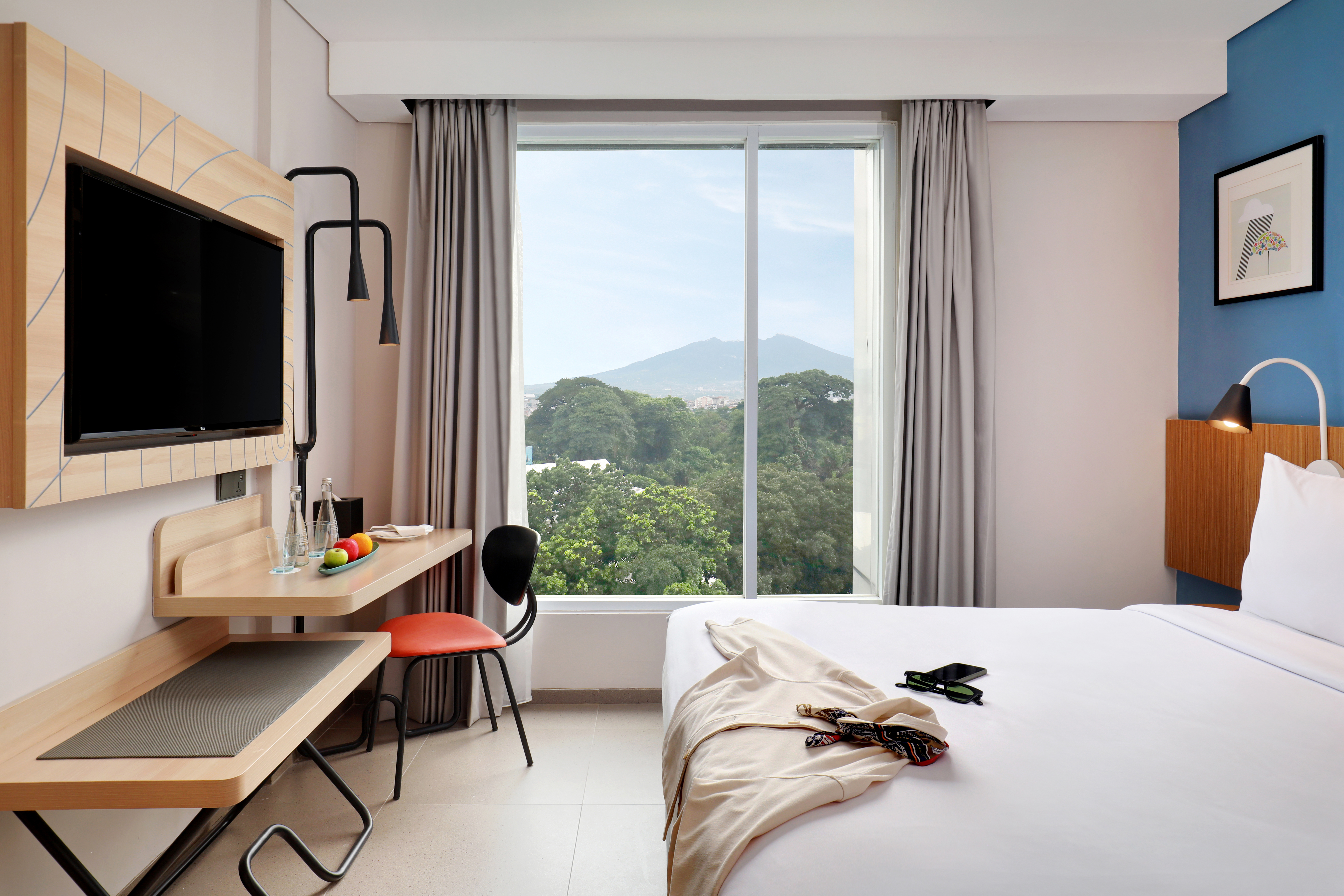 Double King Size Bed