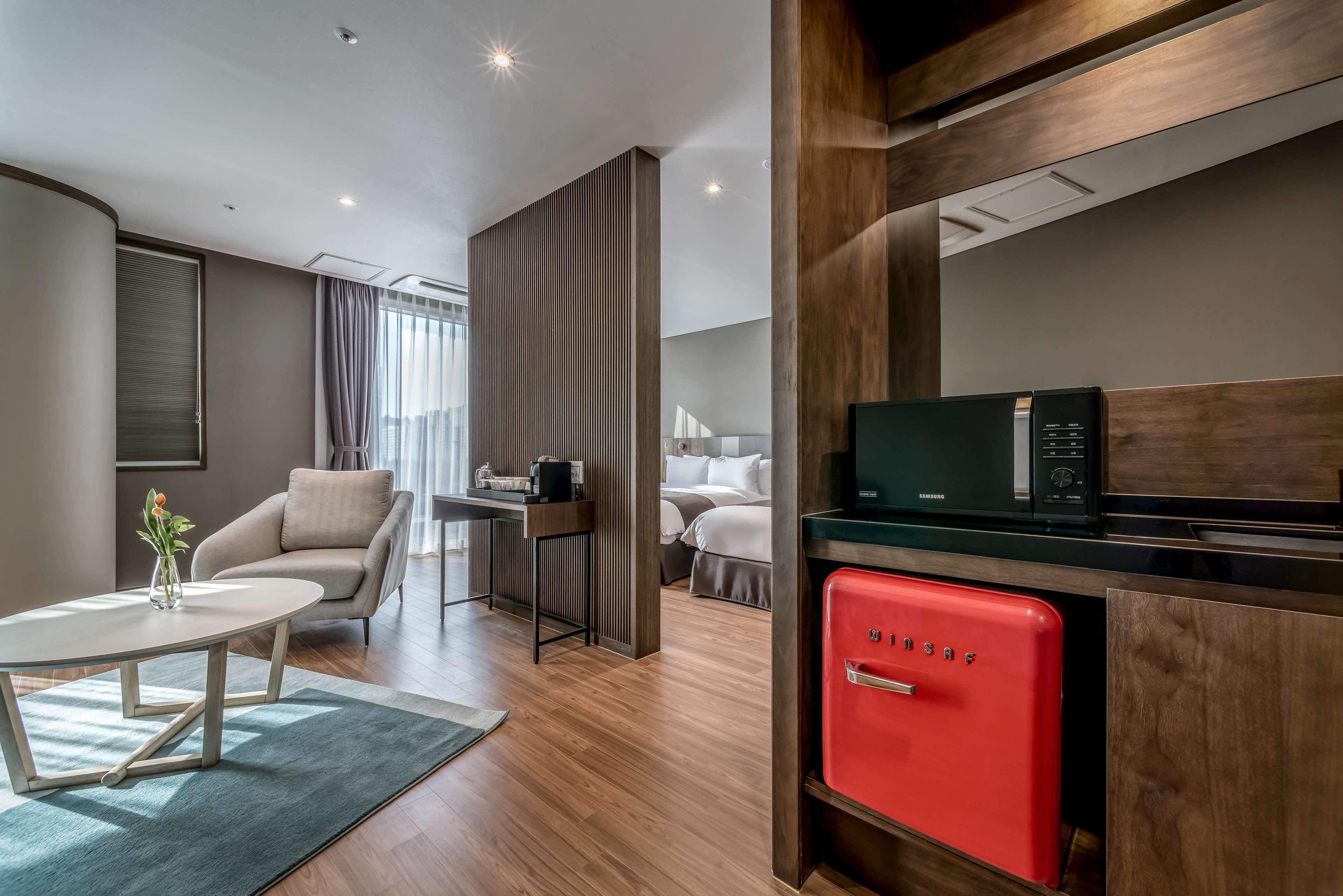 Suite Queen Size Bed