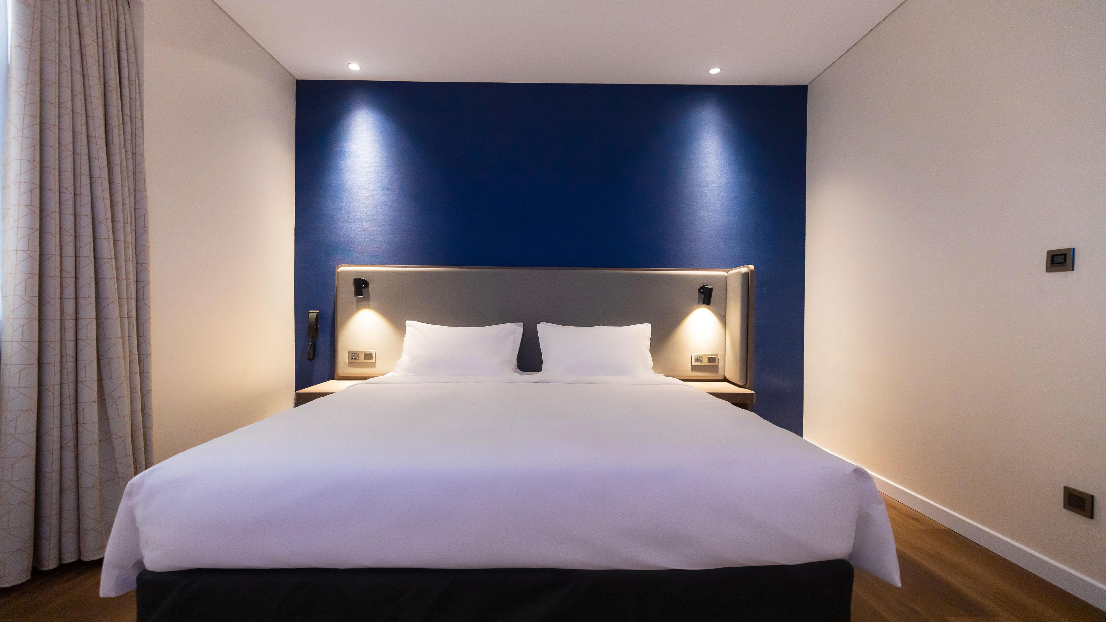 Double King Size Bed