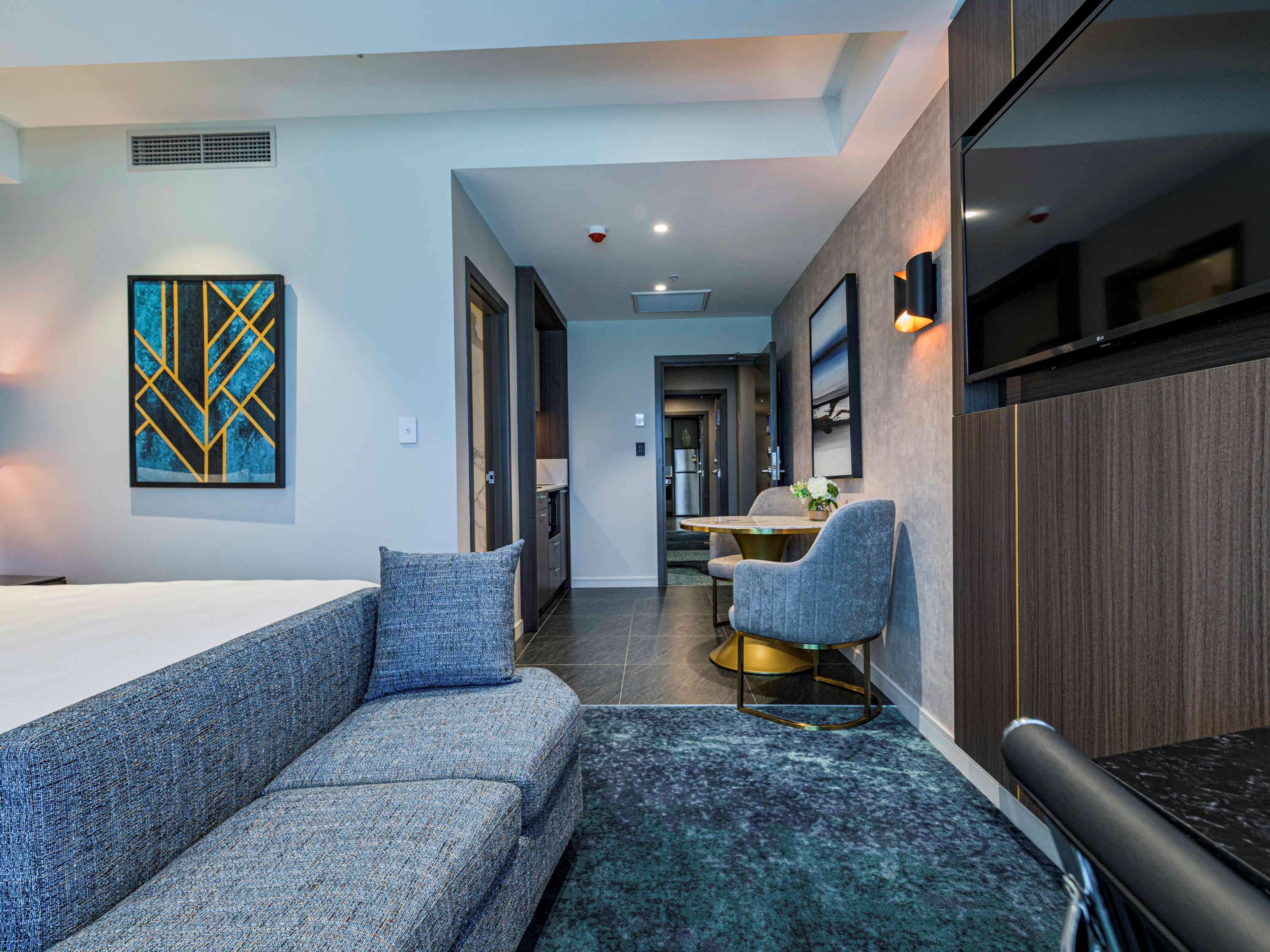 Double Superior King Bed