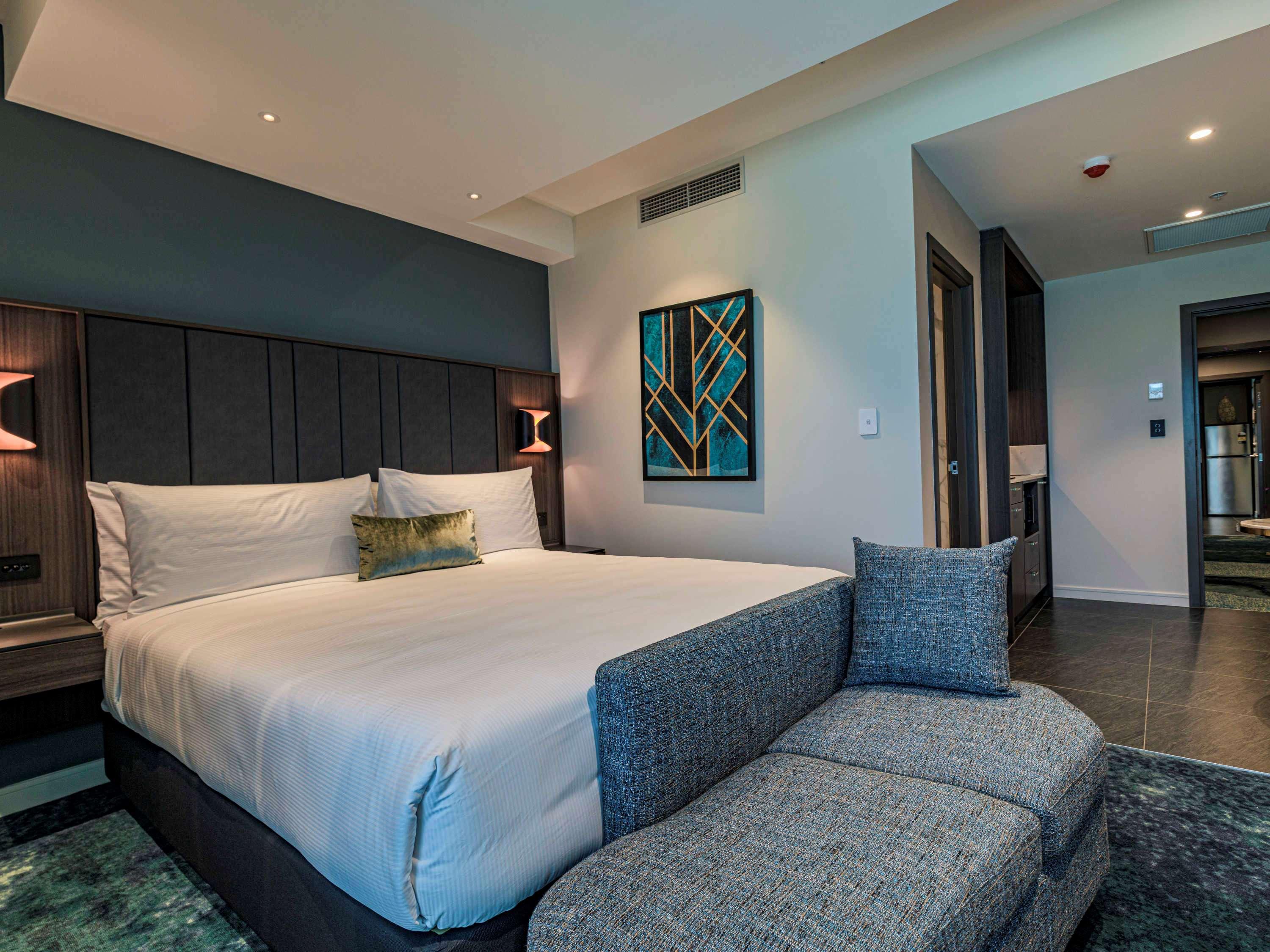 Double Superior King Bed