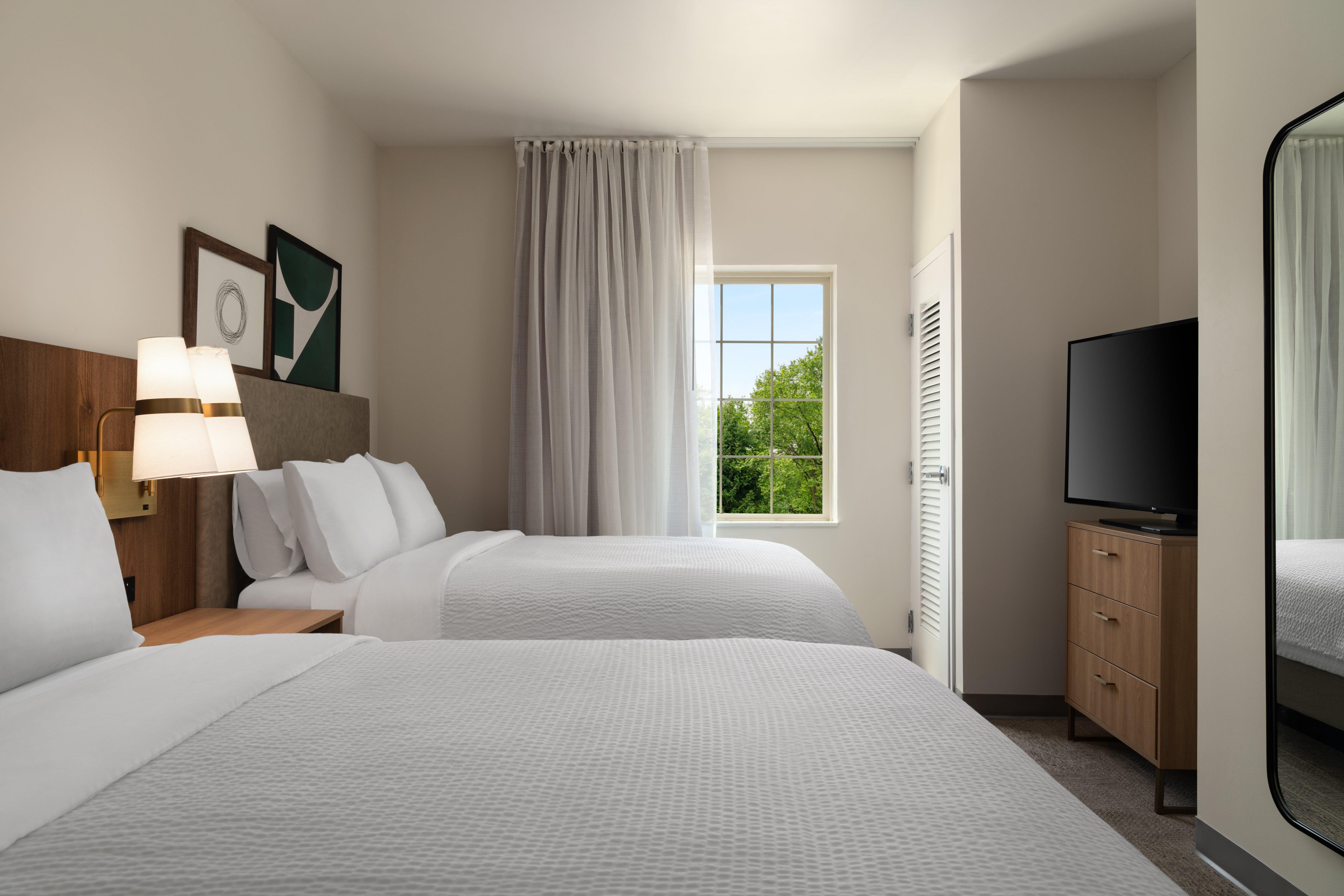 Suite Two Queen Beds One Bedroom