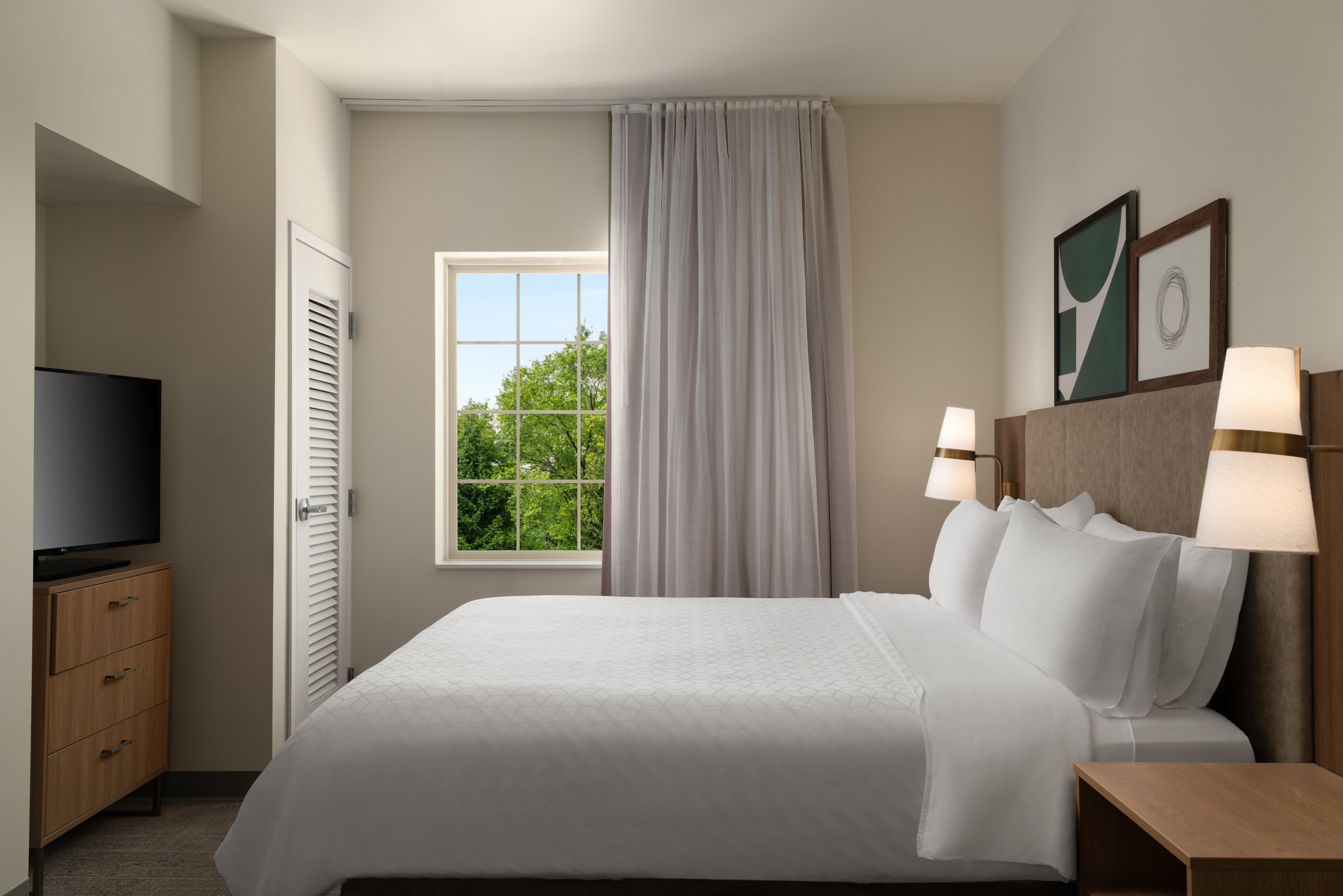 Suite King Bed One Bedroom 