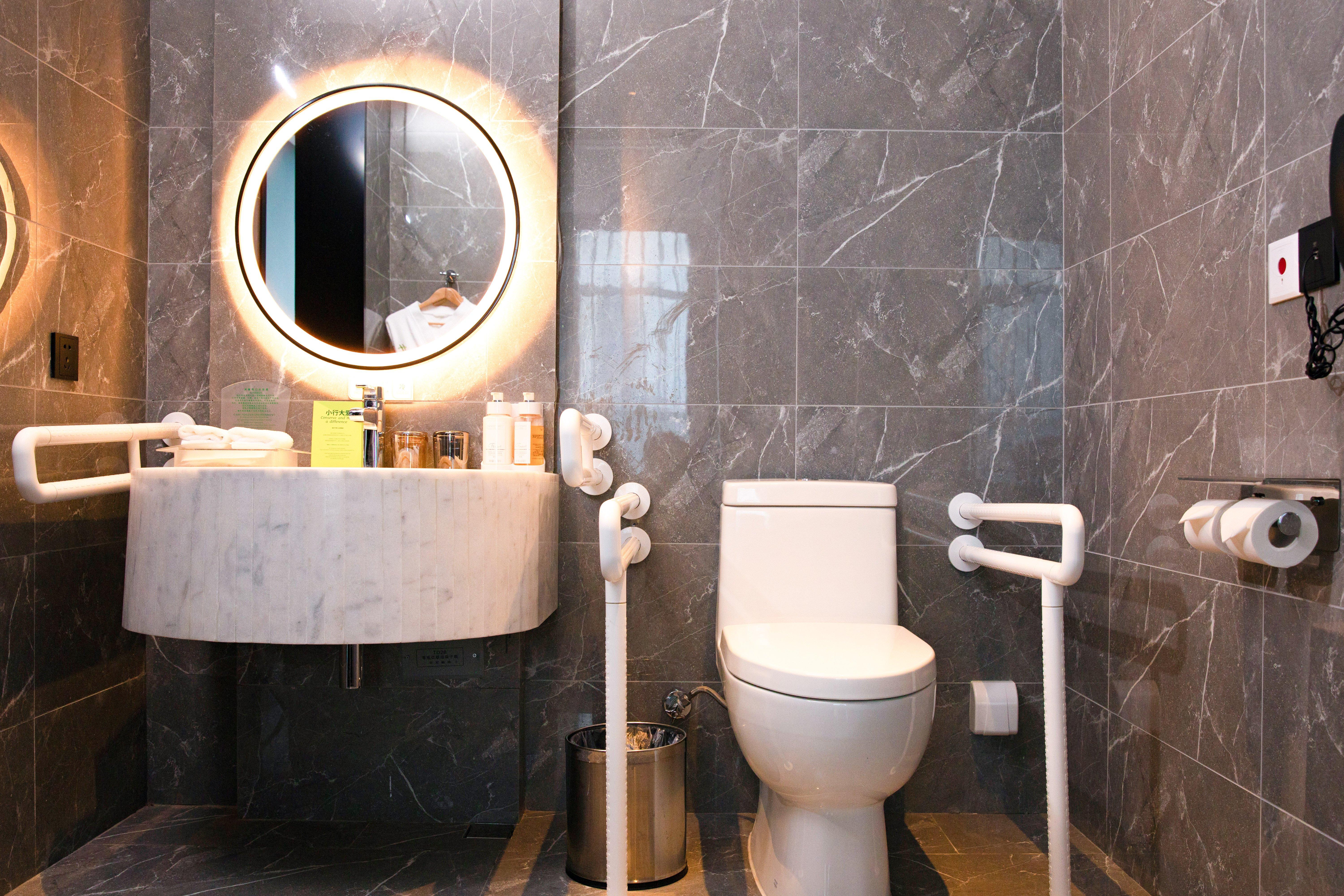 Double Accessible King Size Bed