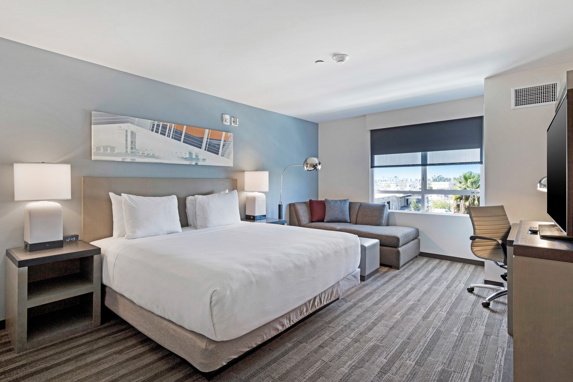 Double Accessible King Size Bed