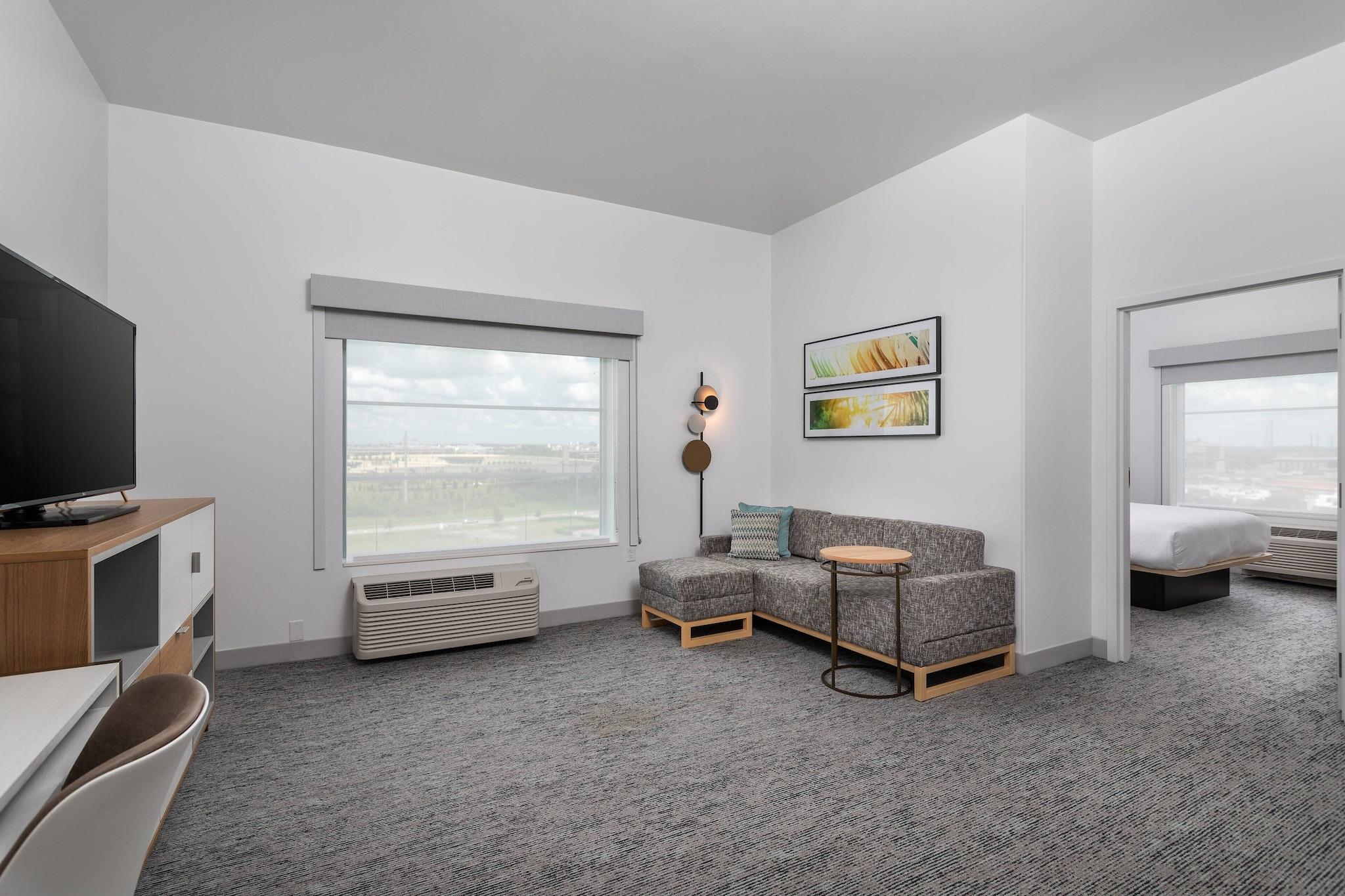 Studio Accessible-two Queen Beds