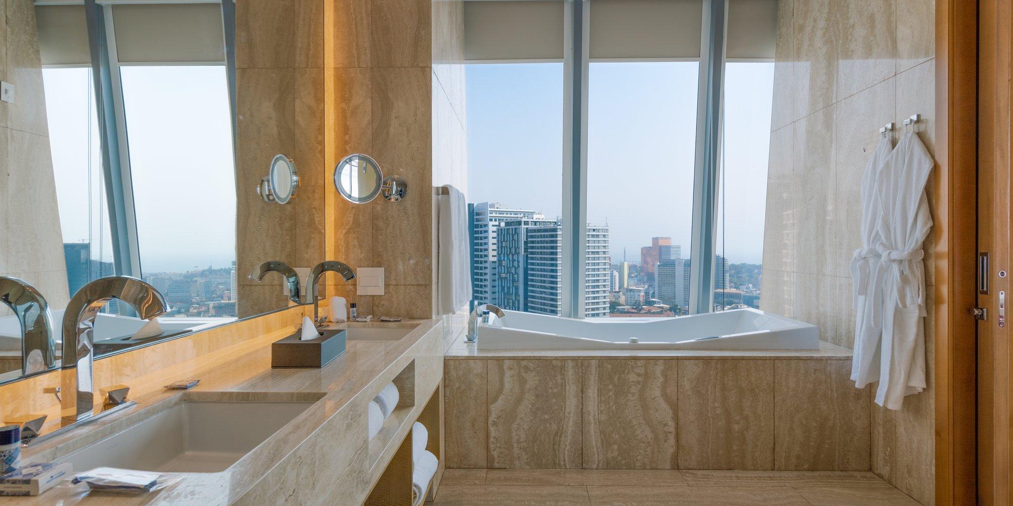 Suite Presidential with Views