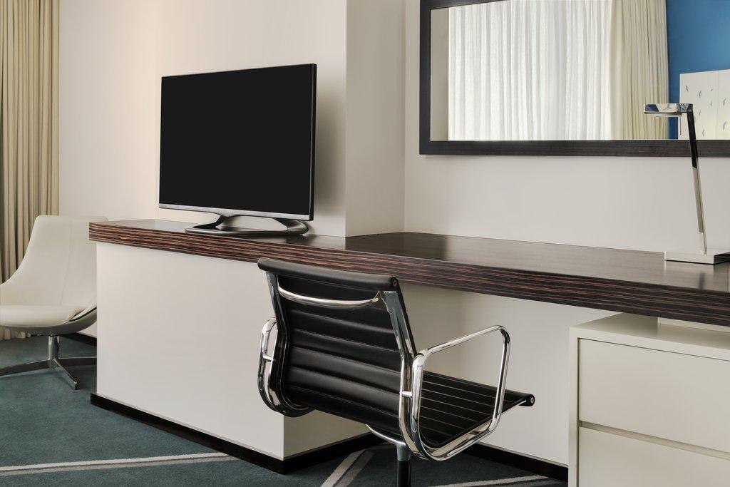 Double Classic King Bed