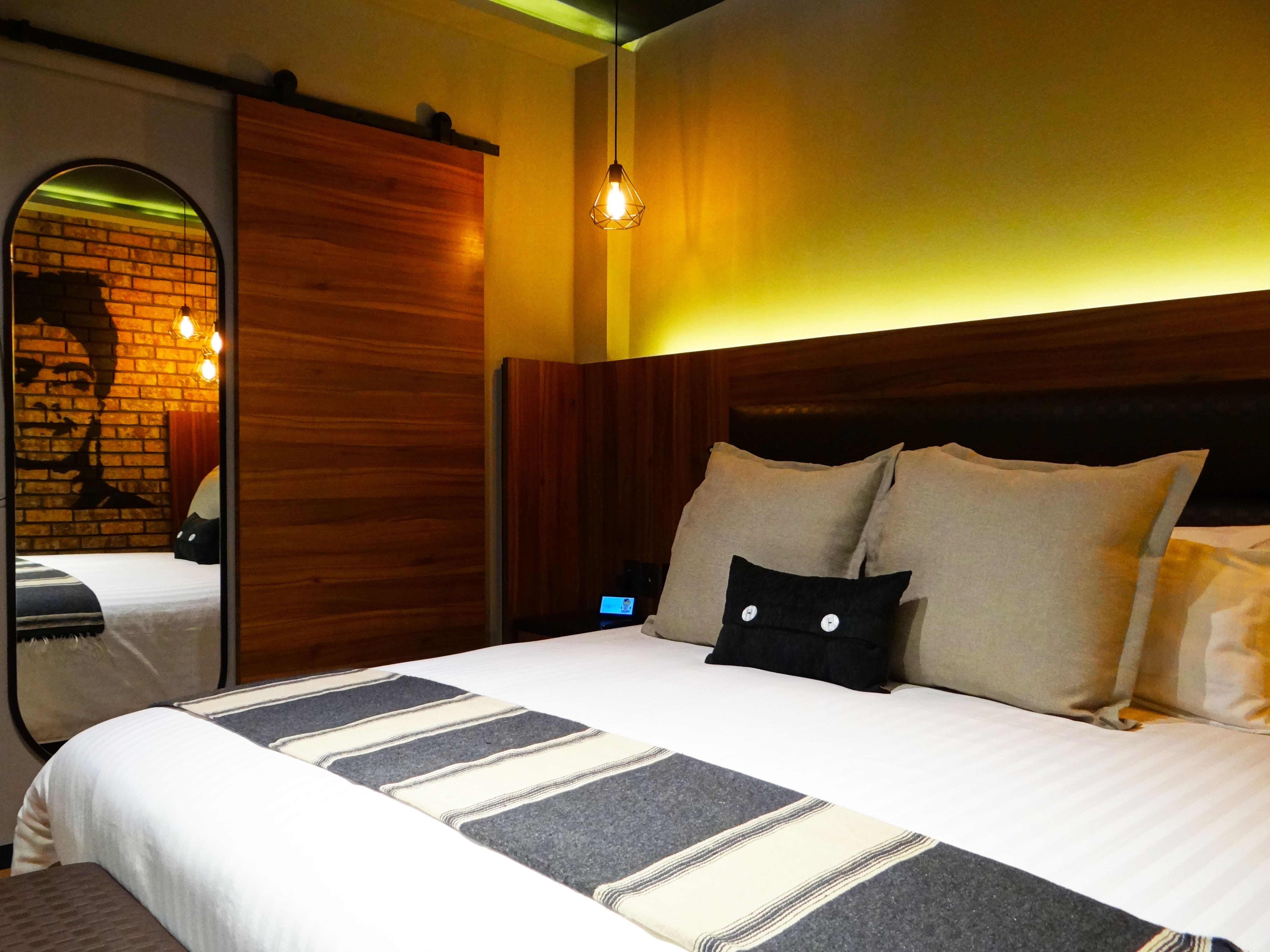 Room Deluxe King Bed