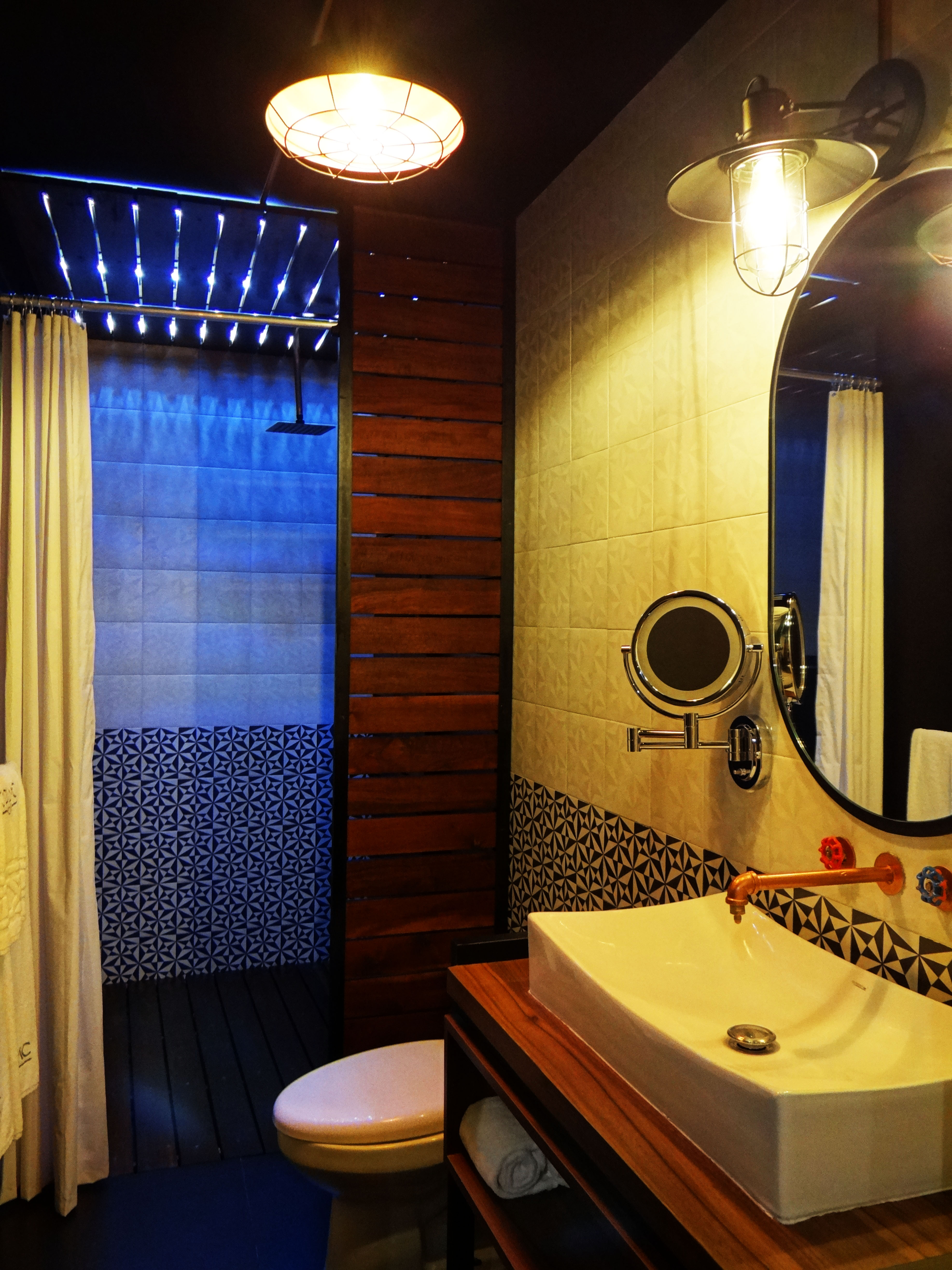 Room Deluxe King Bed