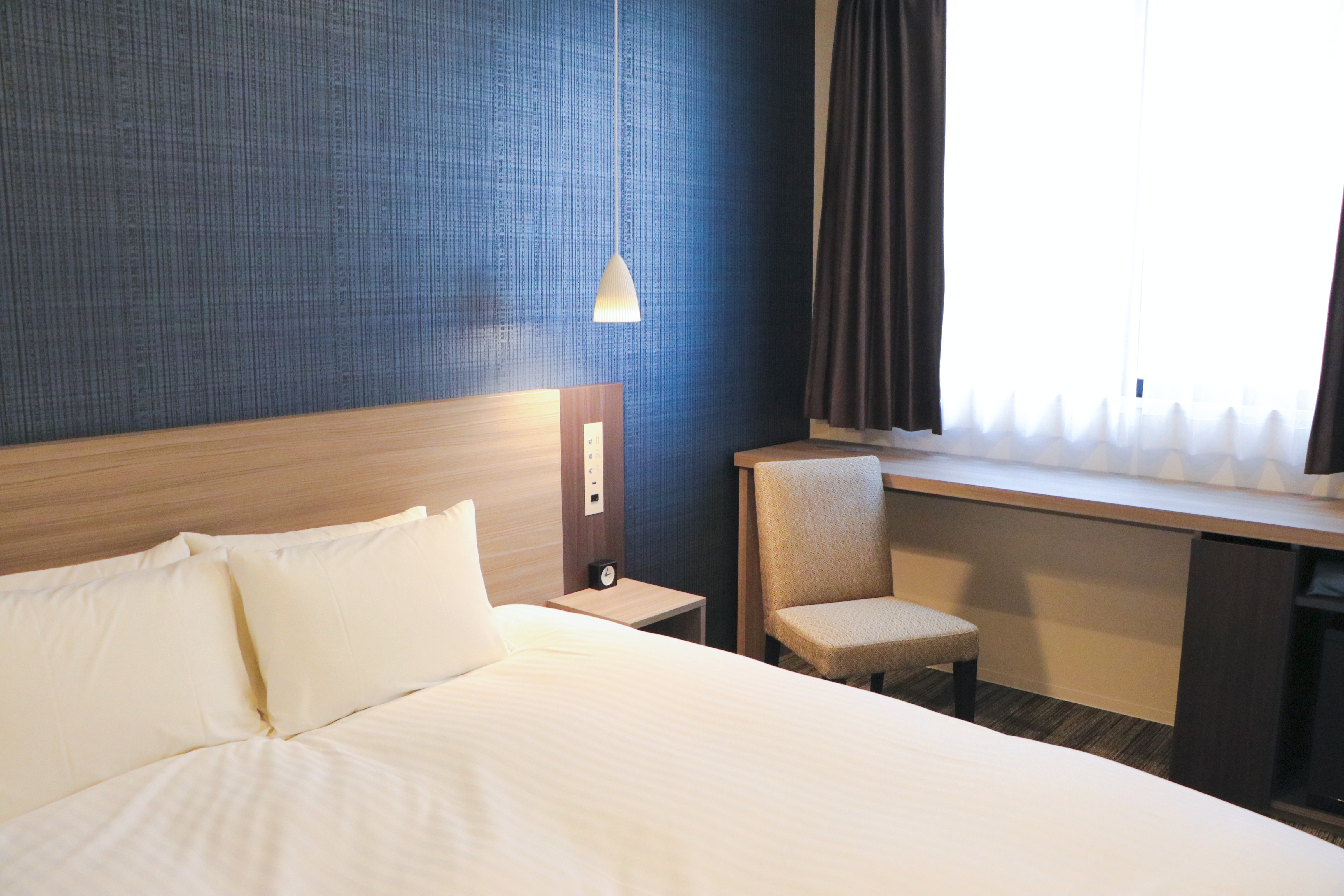 Double Queen Size Bed