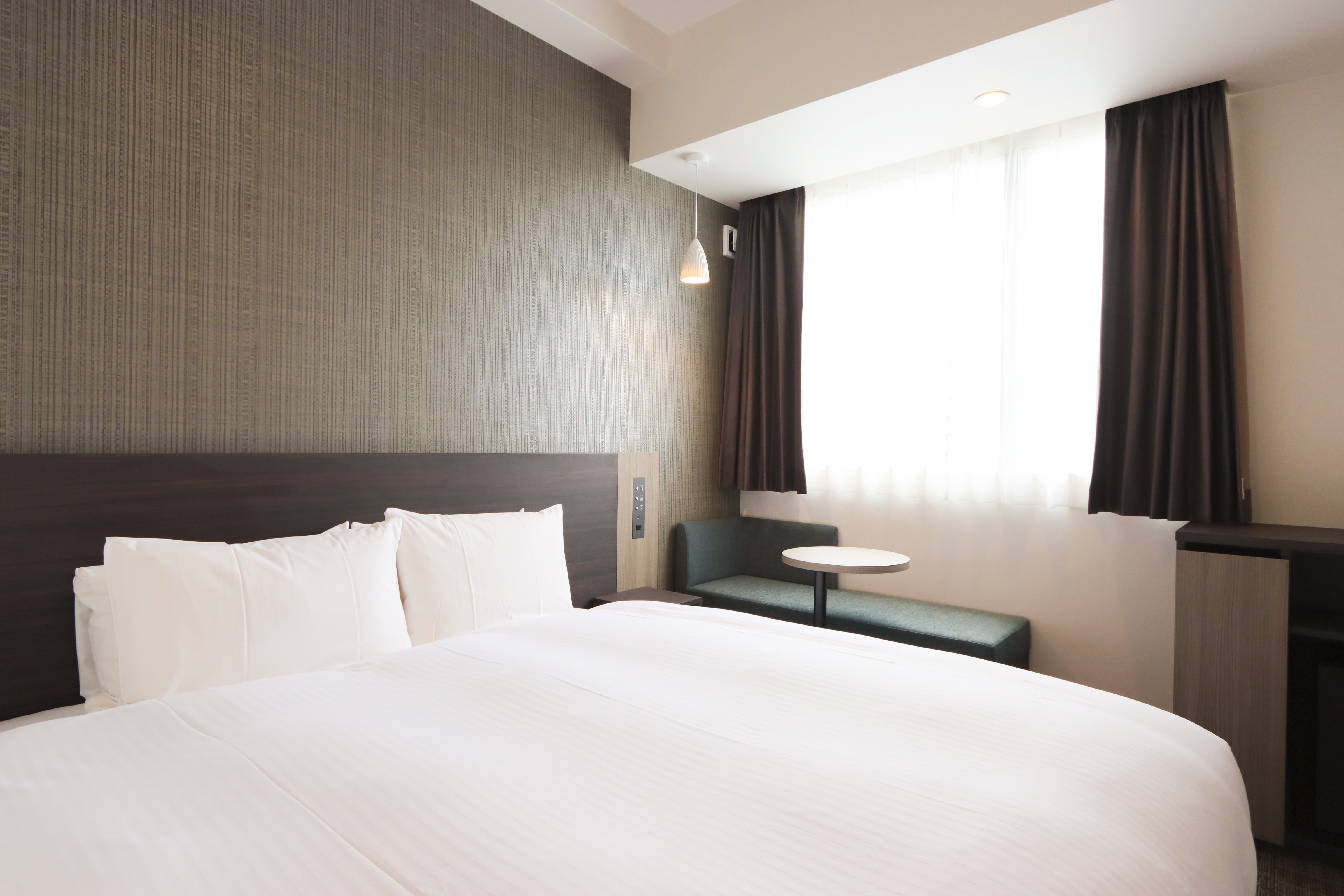 Double Queen Size Bed