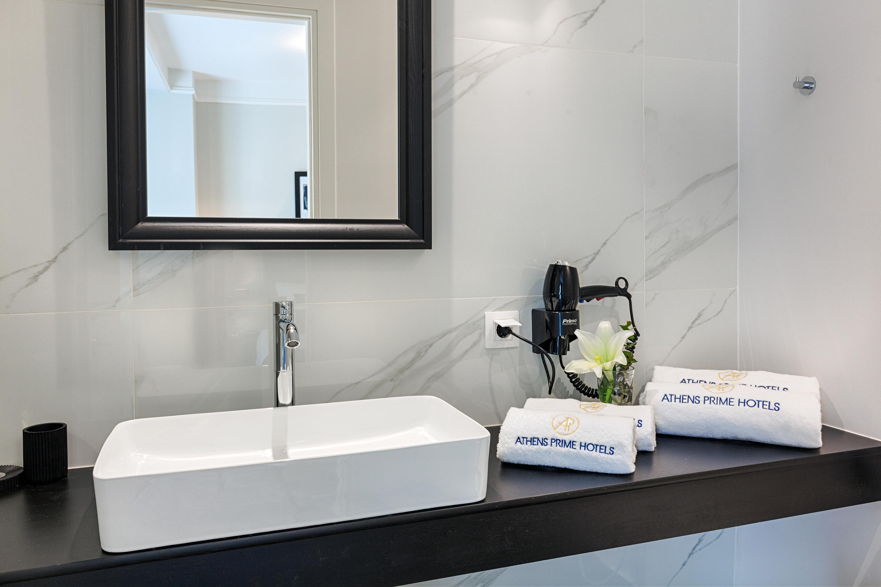 Double or Twin Deluxe with Jacuzzi