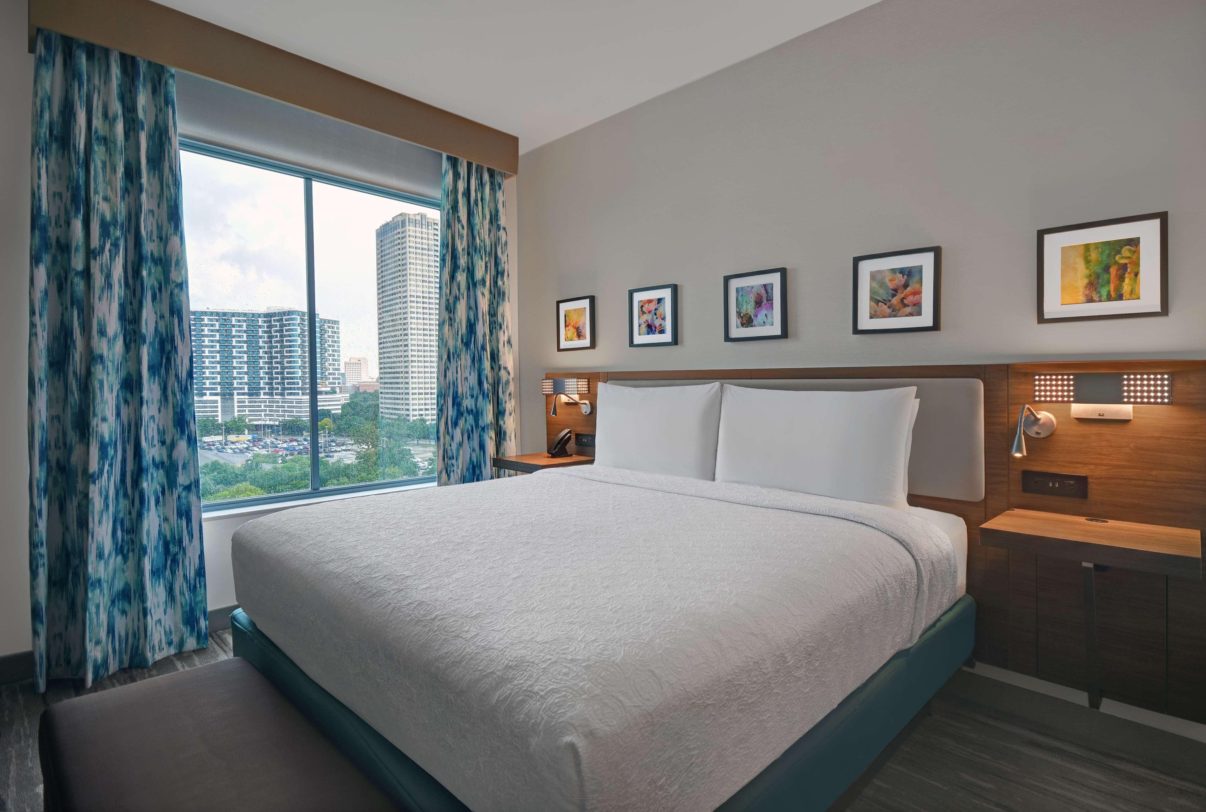 Junior Suite King Size Bed