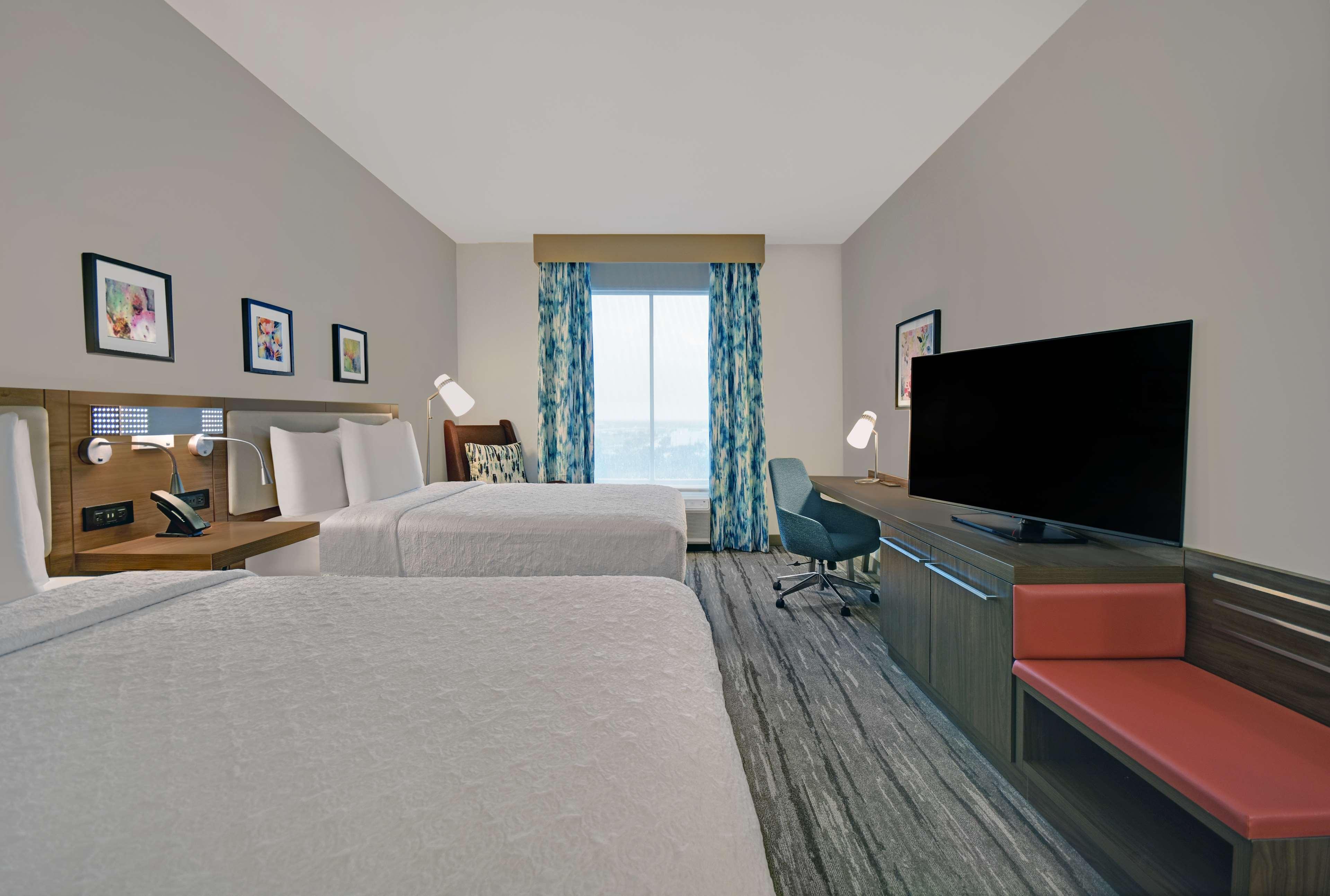 Twin Accessible-two Queen Beds