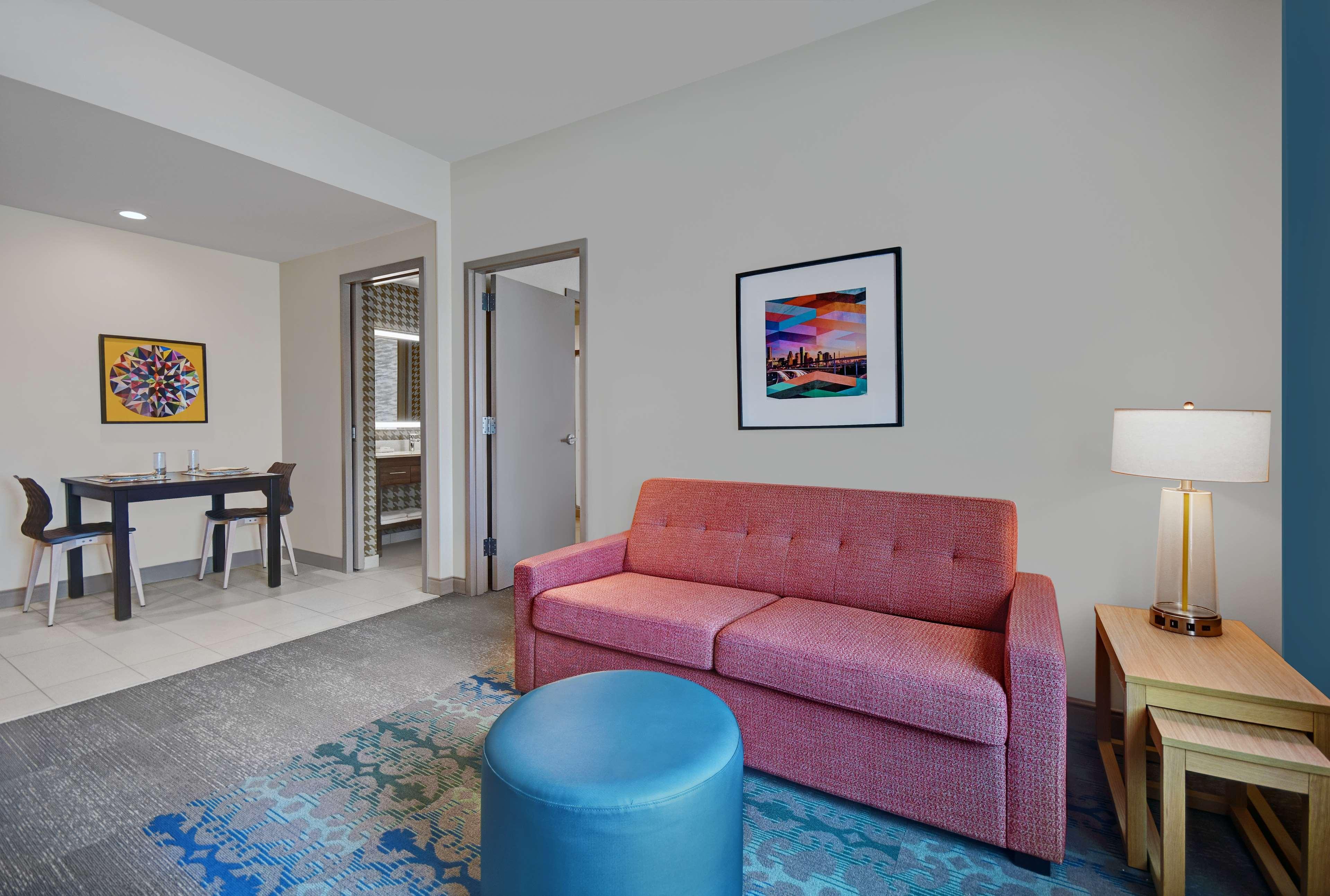 Suite King Bed Non Smoking