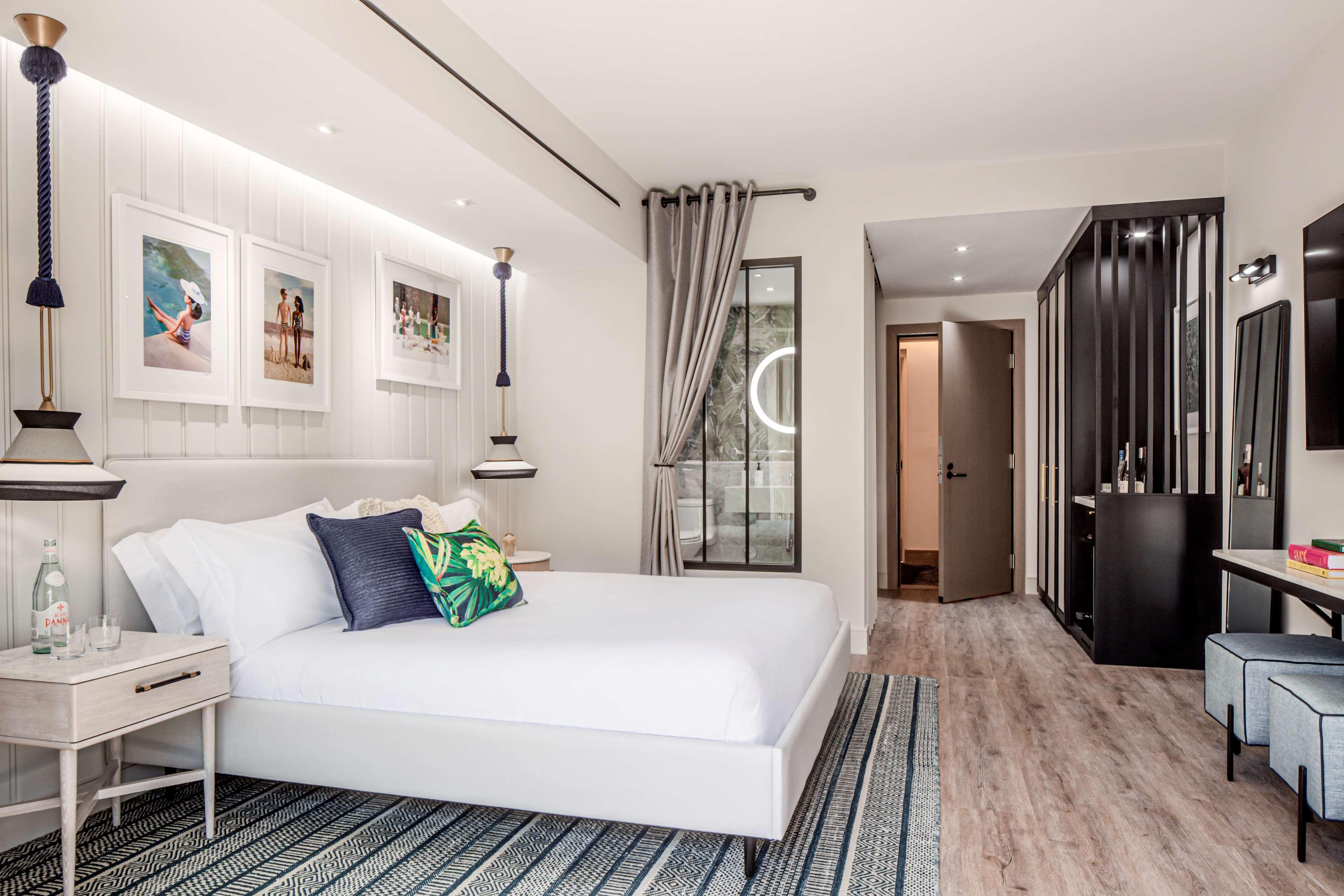 Double Guest Room King Bed