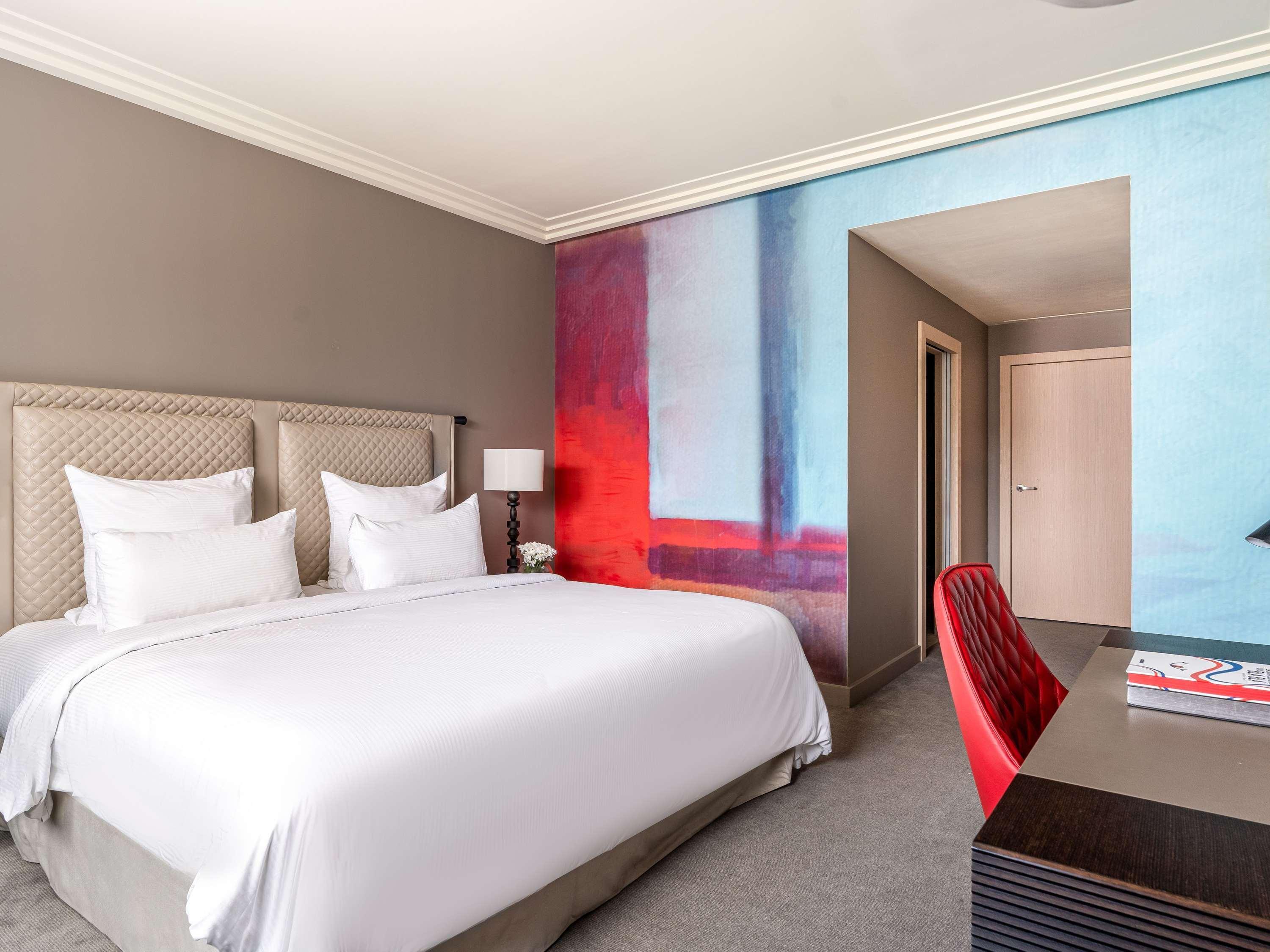 Double Superior King Bed