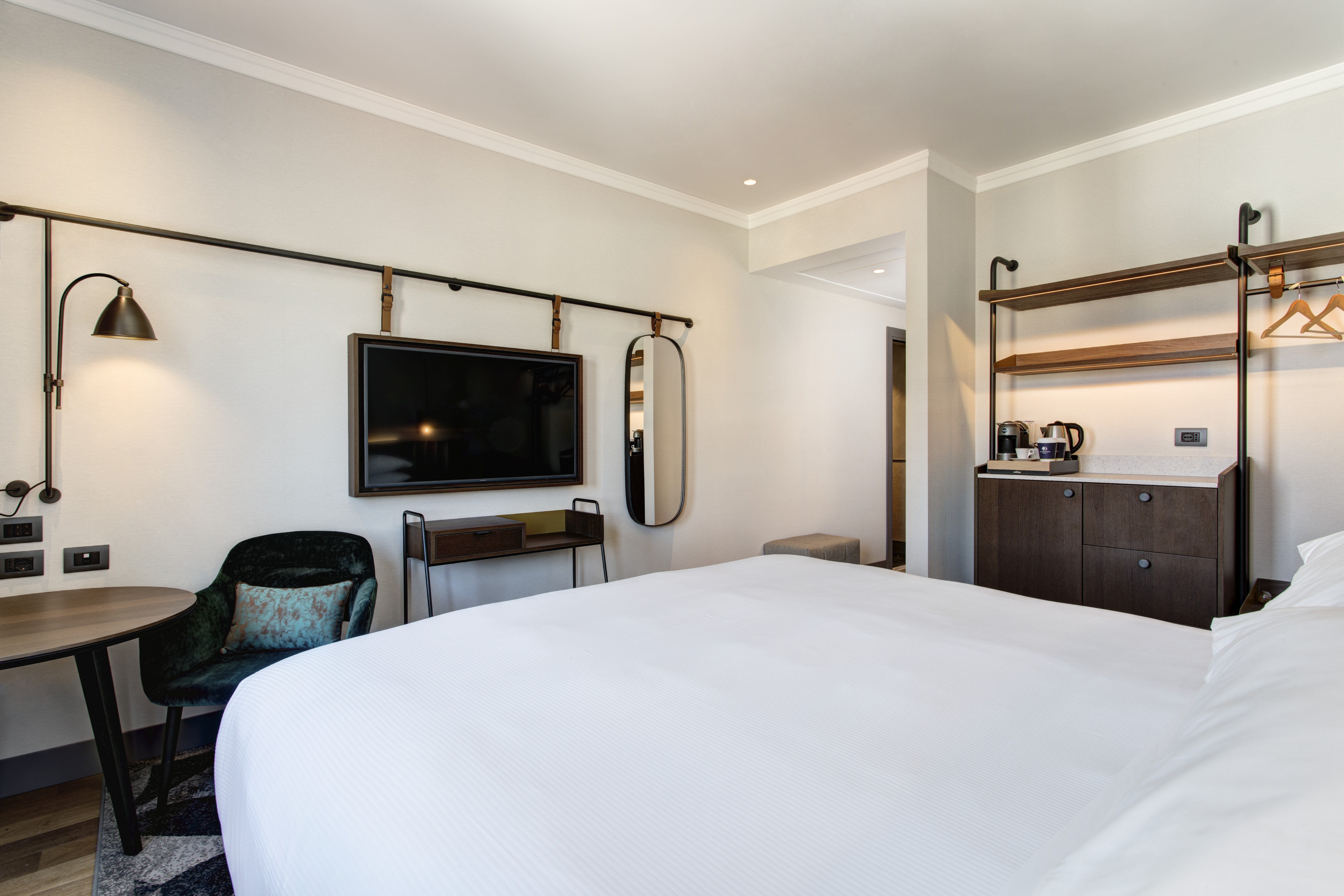 Double Superior King Bed