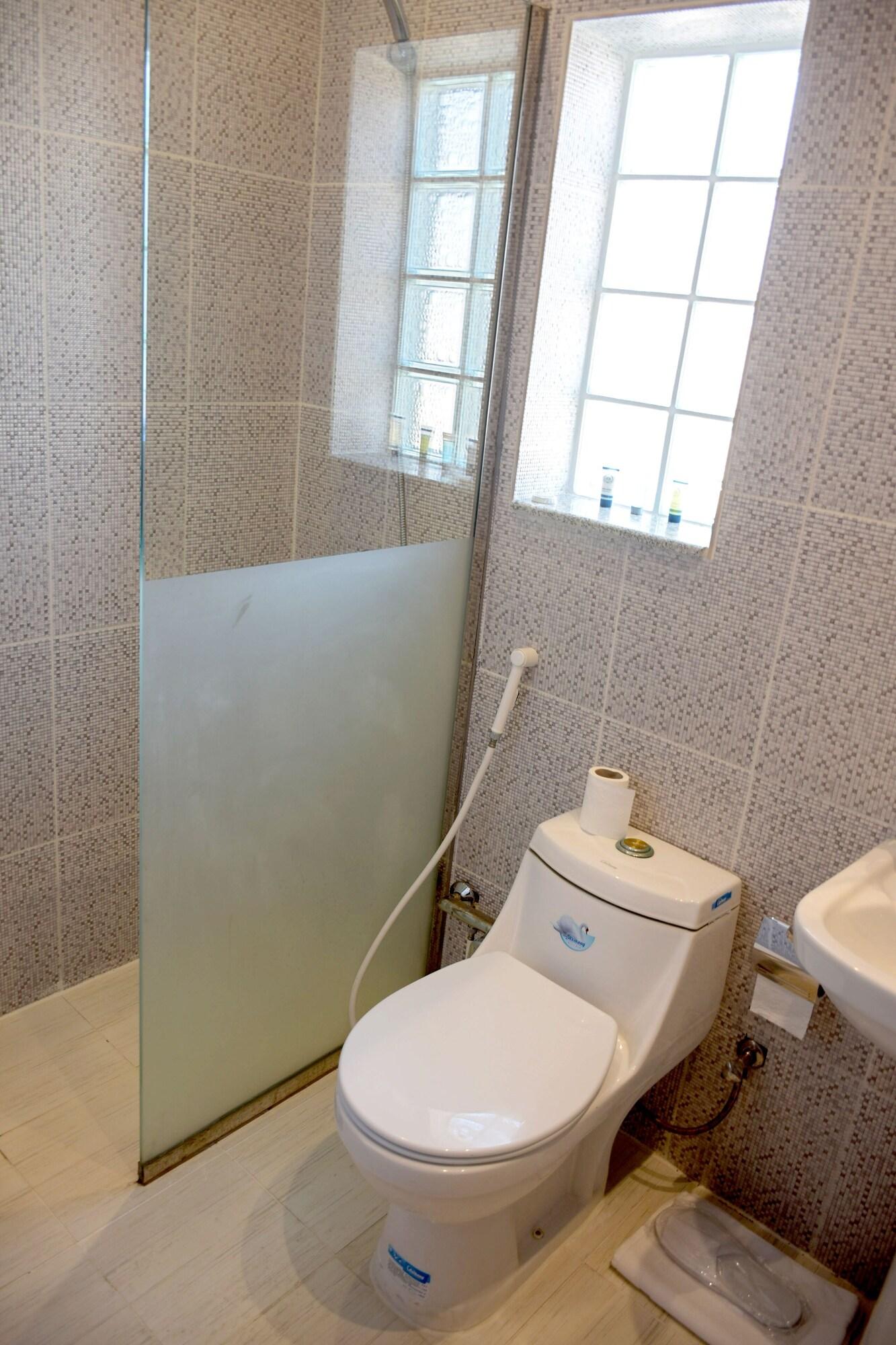 Double Classic King Bed