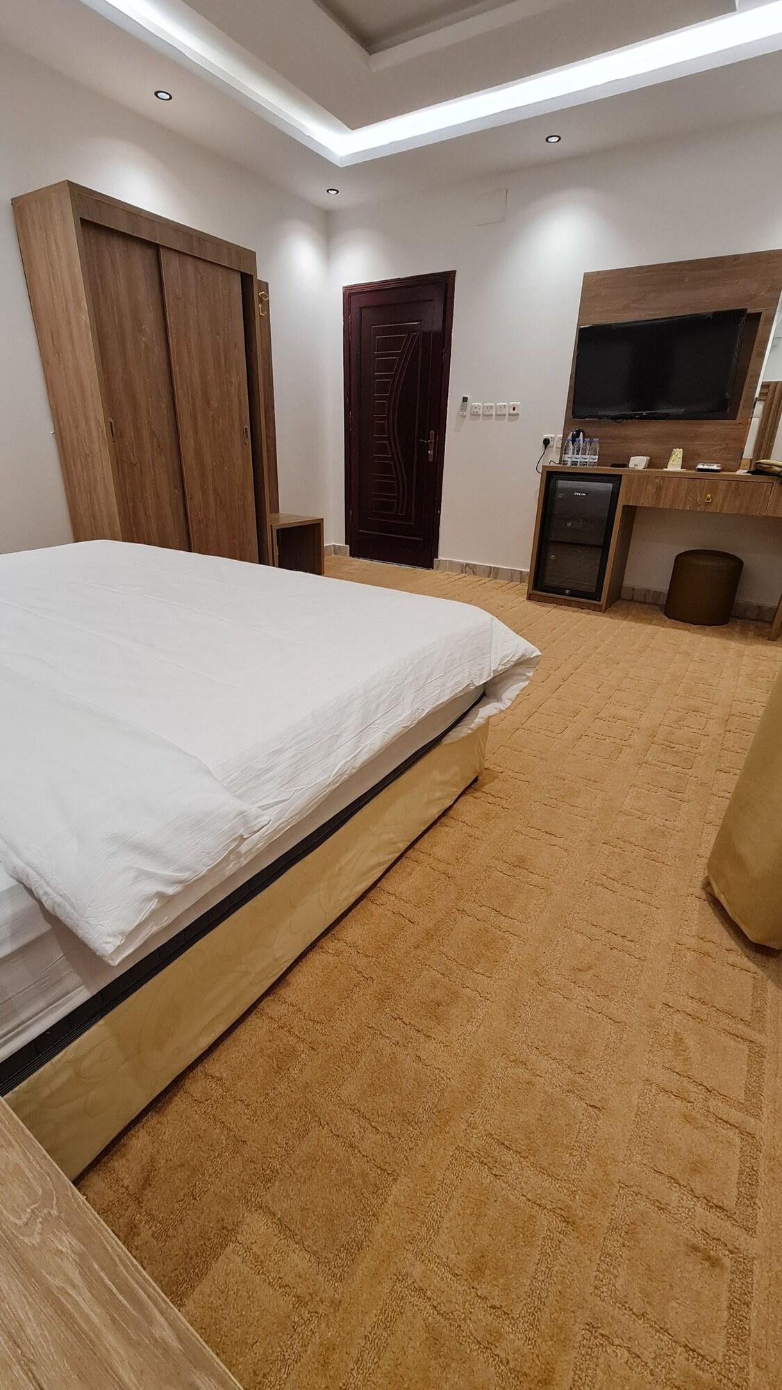 Double Deluxe King Bed