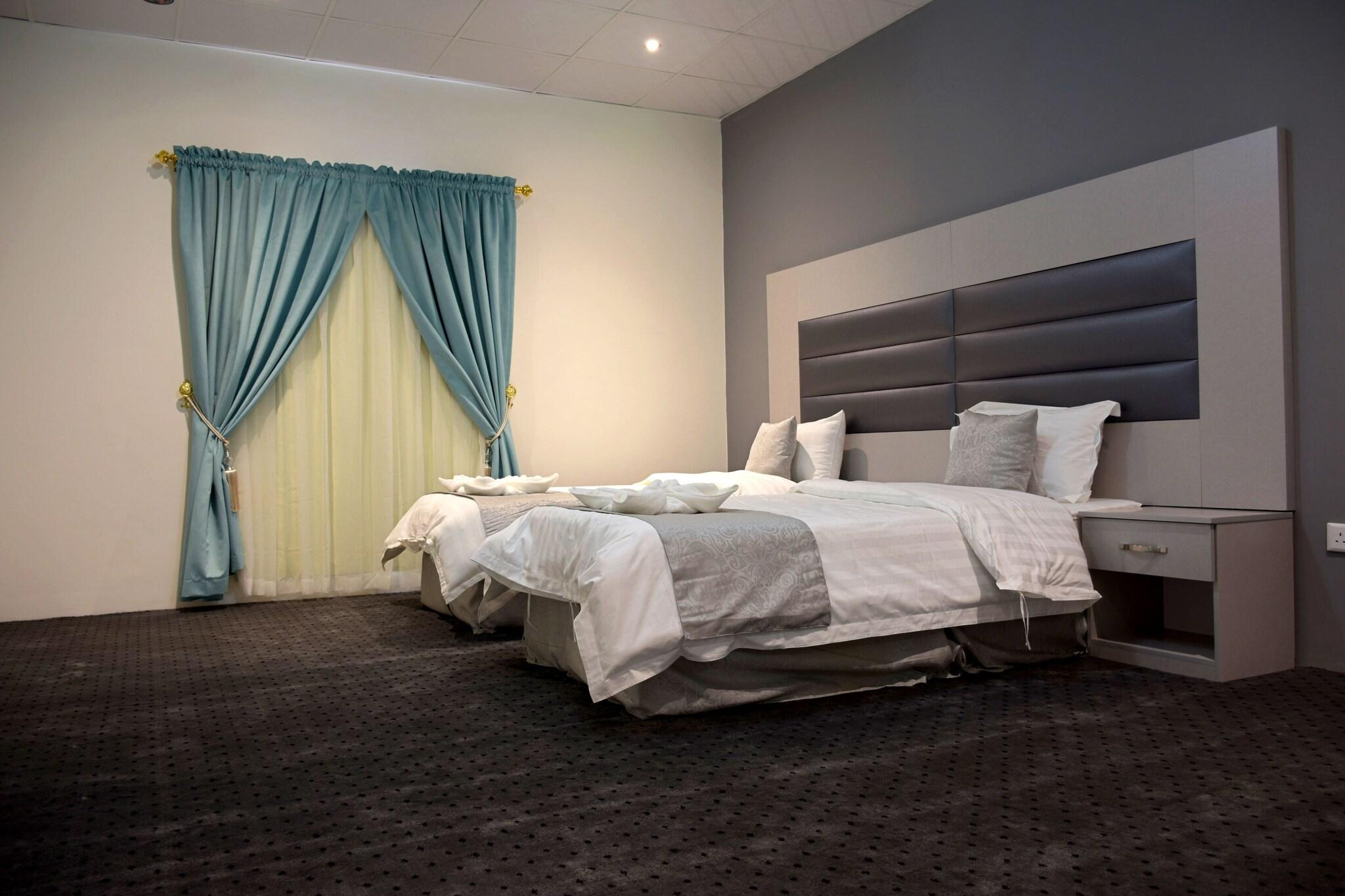 Double Deluxe King Bed