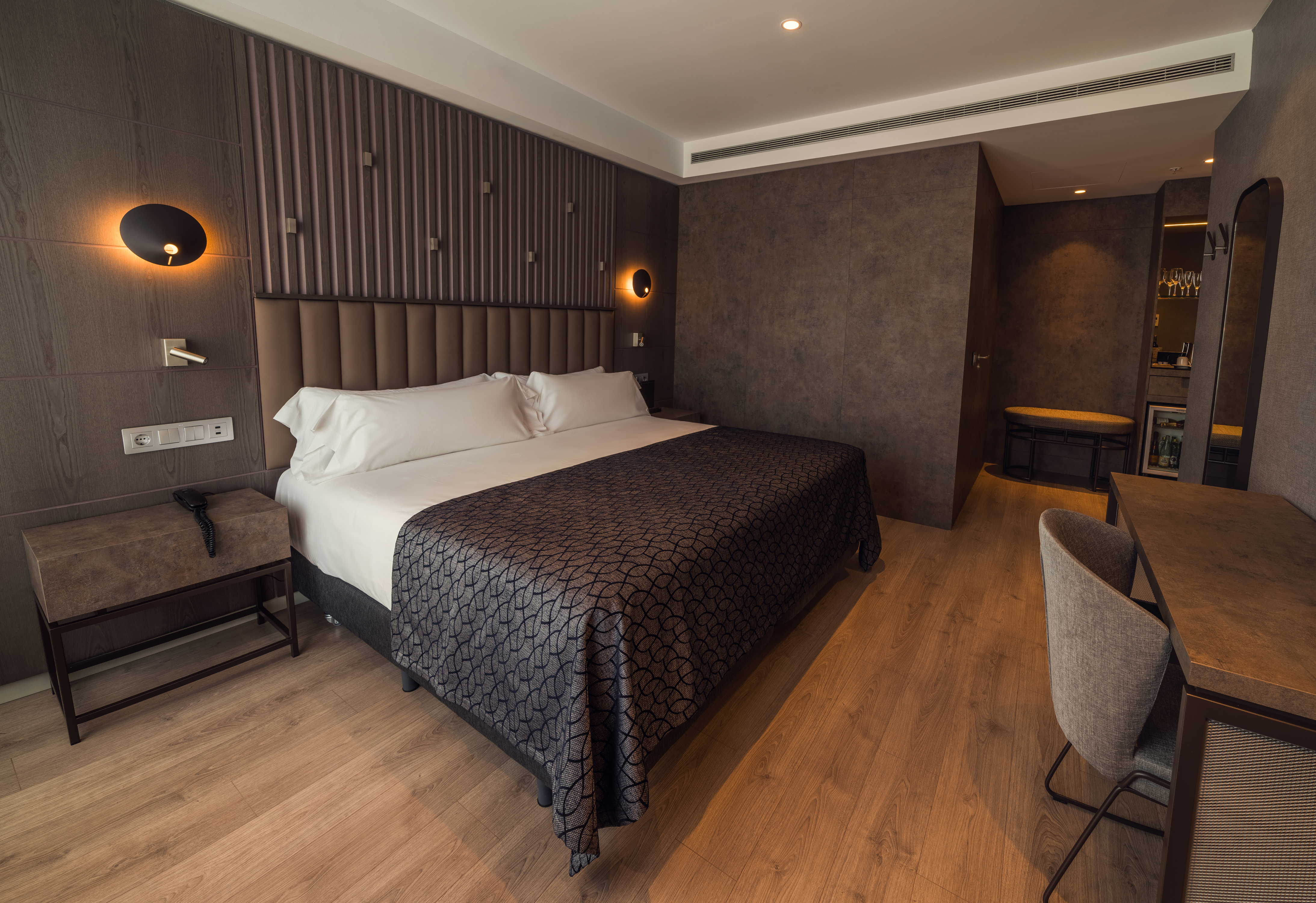 Double Single Deluxe with Balcony