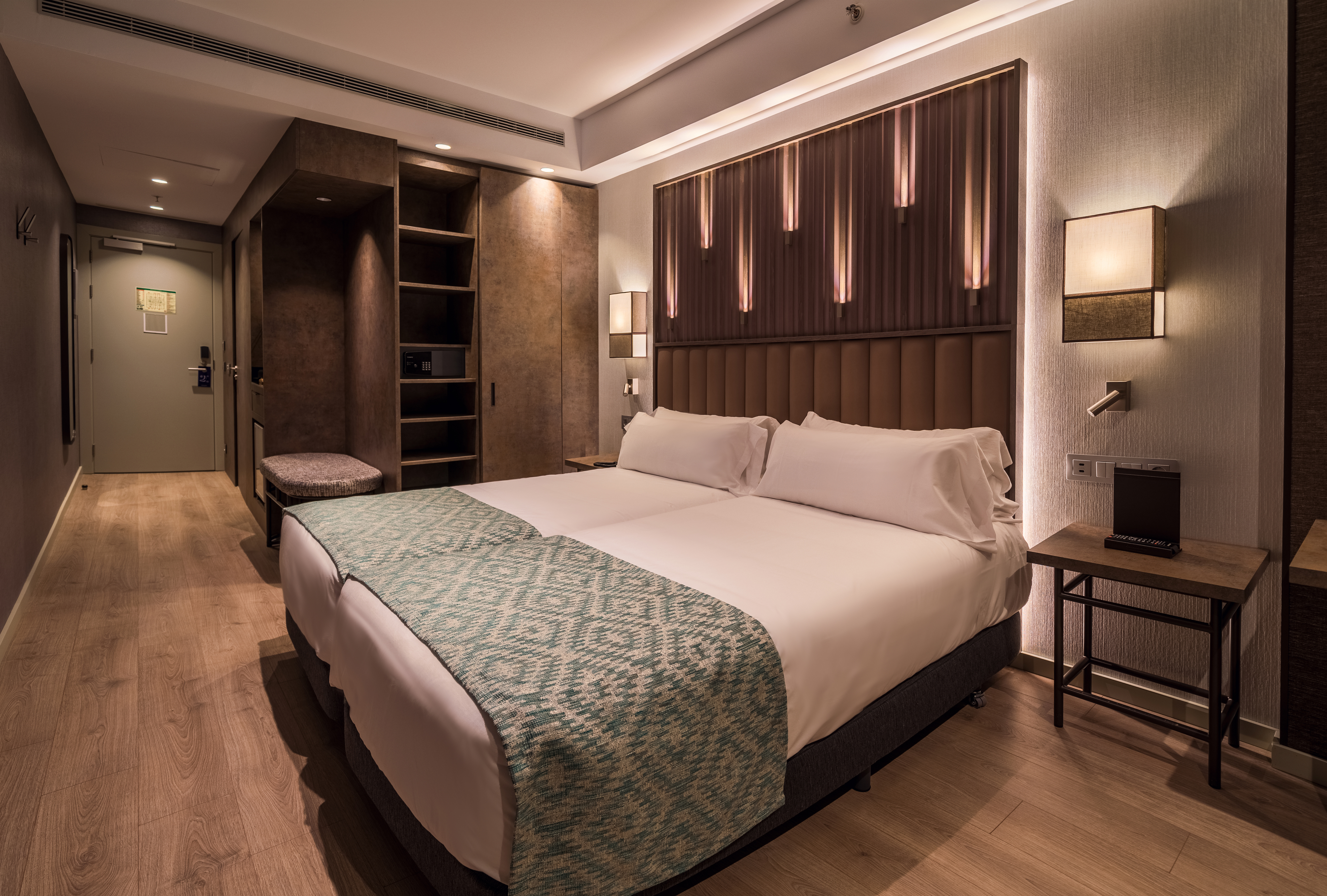 Double Single Superior