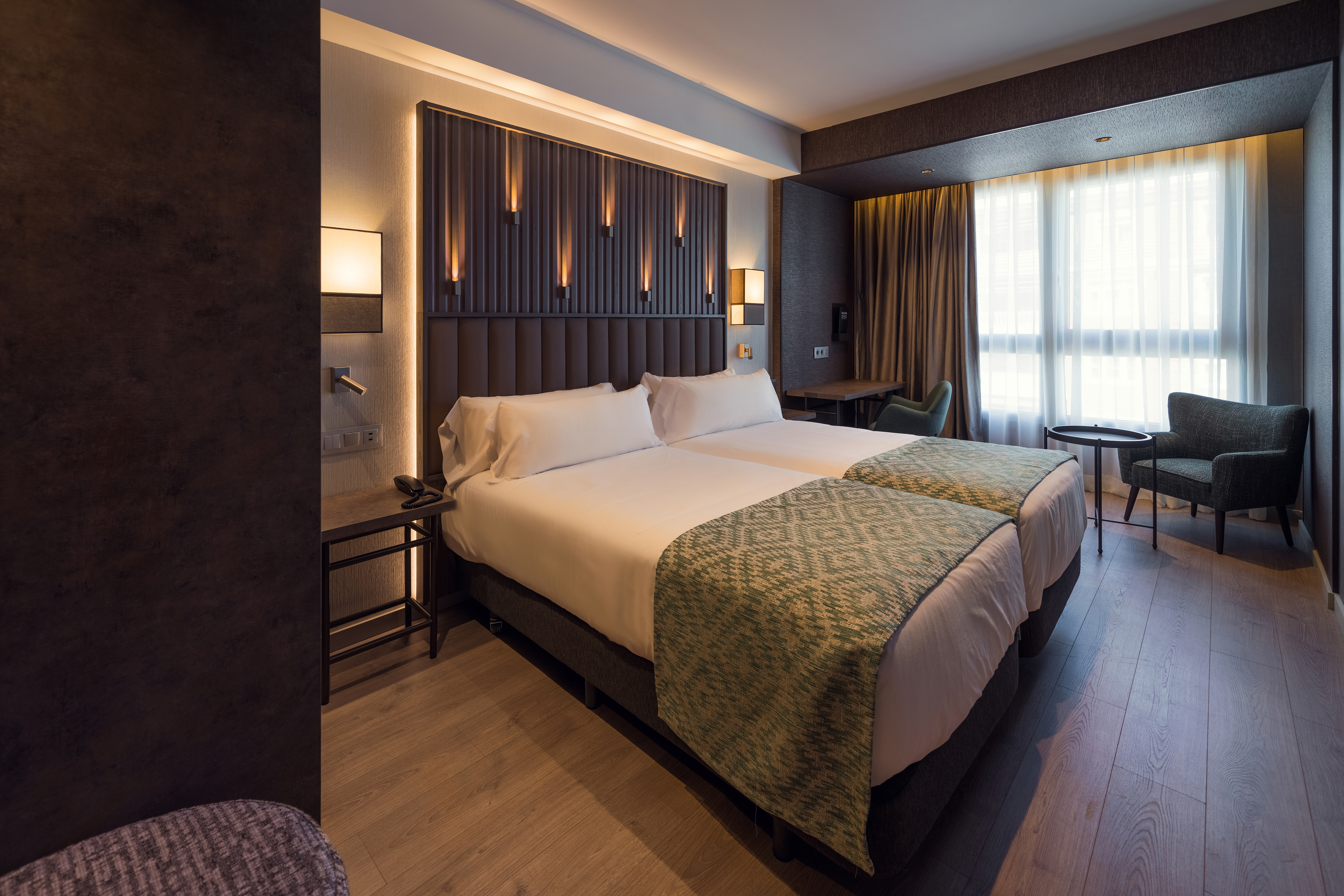 Double Single Superior