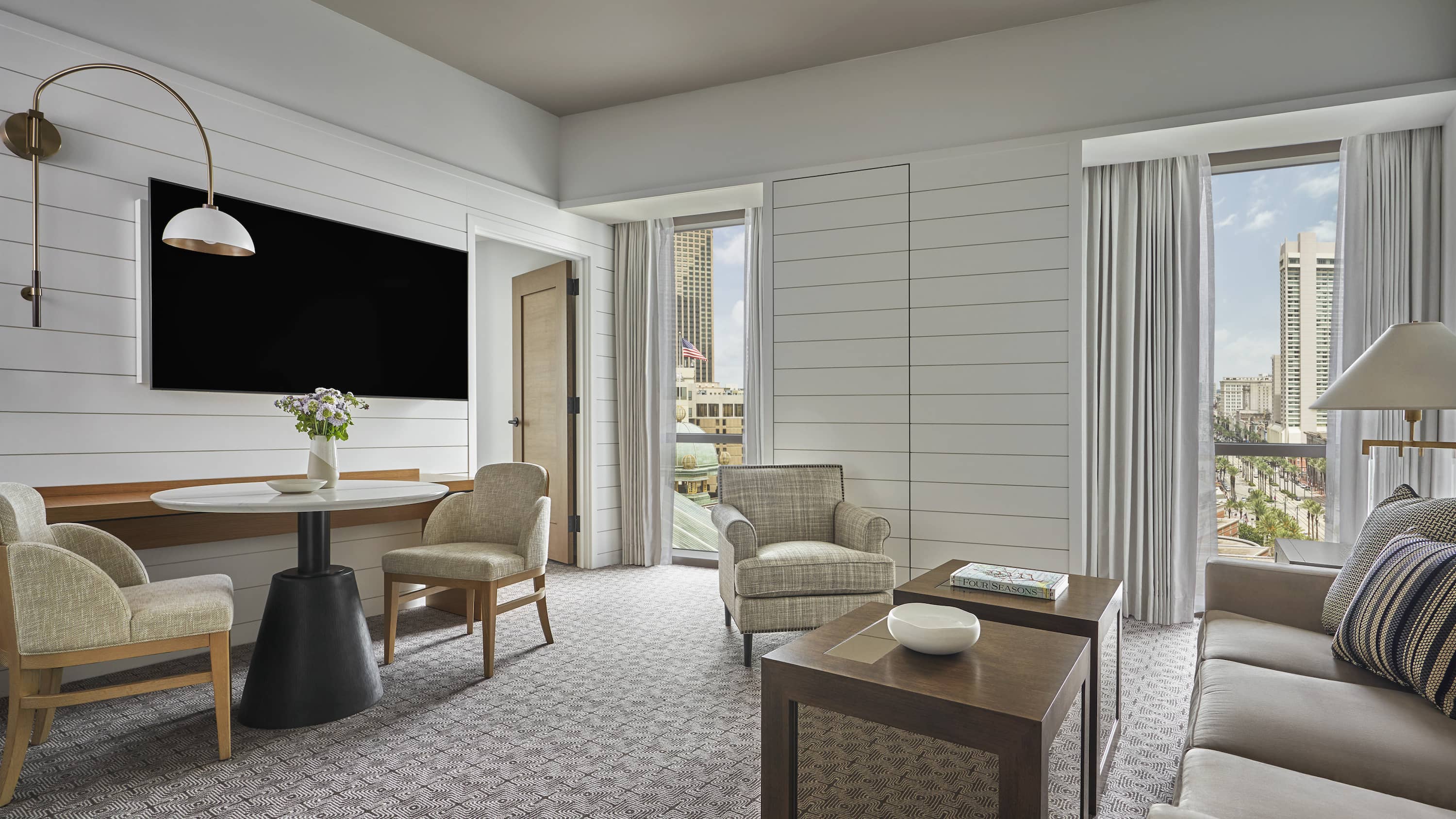 Suite Executive City View