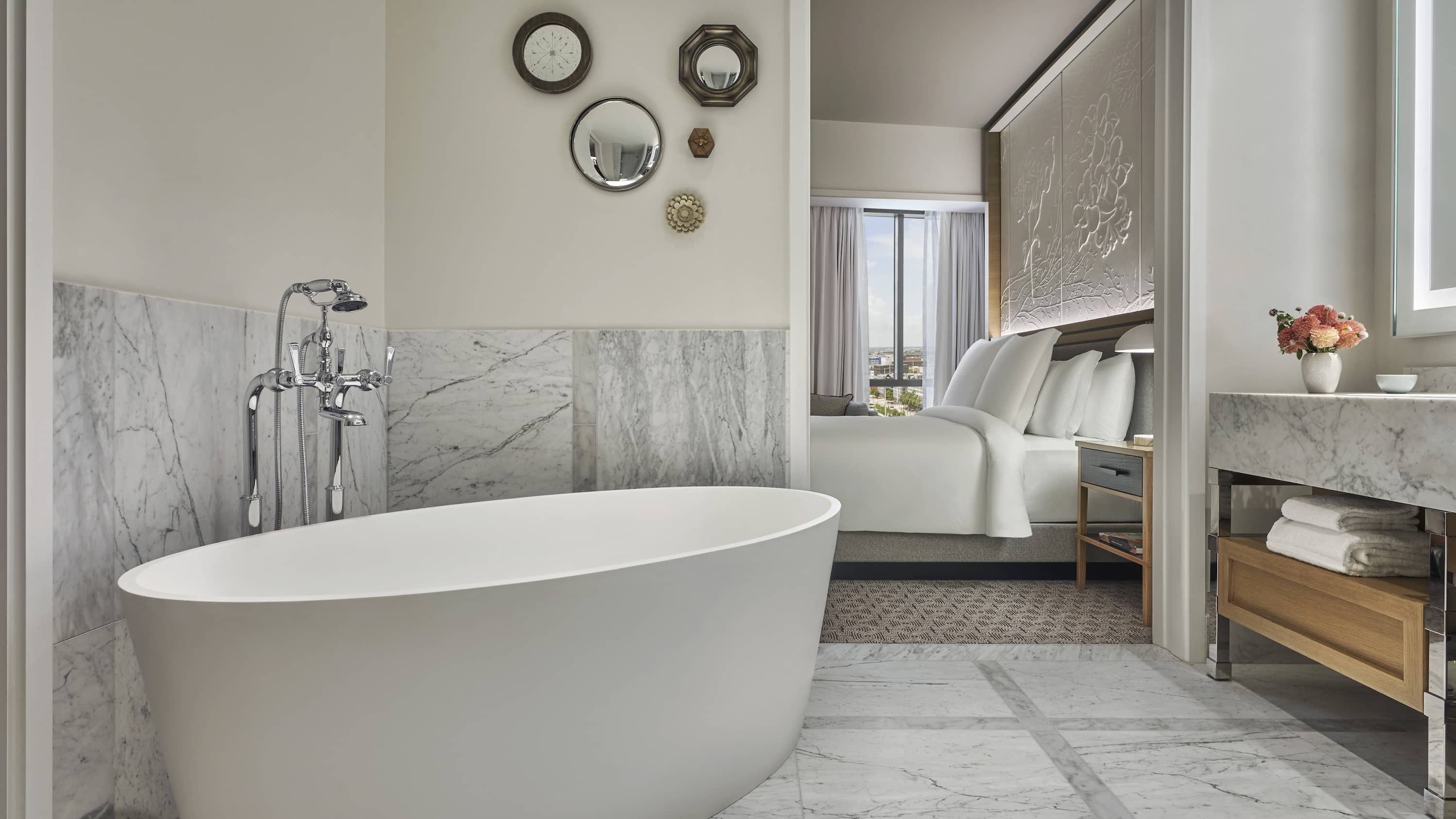 Double Accessible King Size Bed