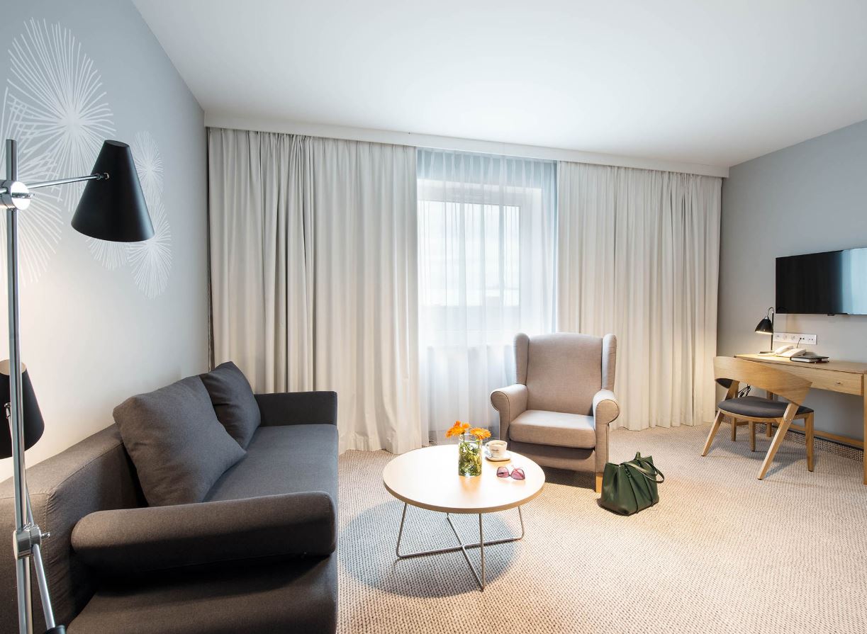 Suite Connecting Room