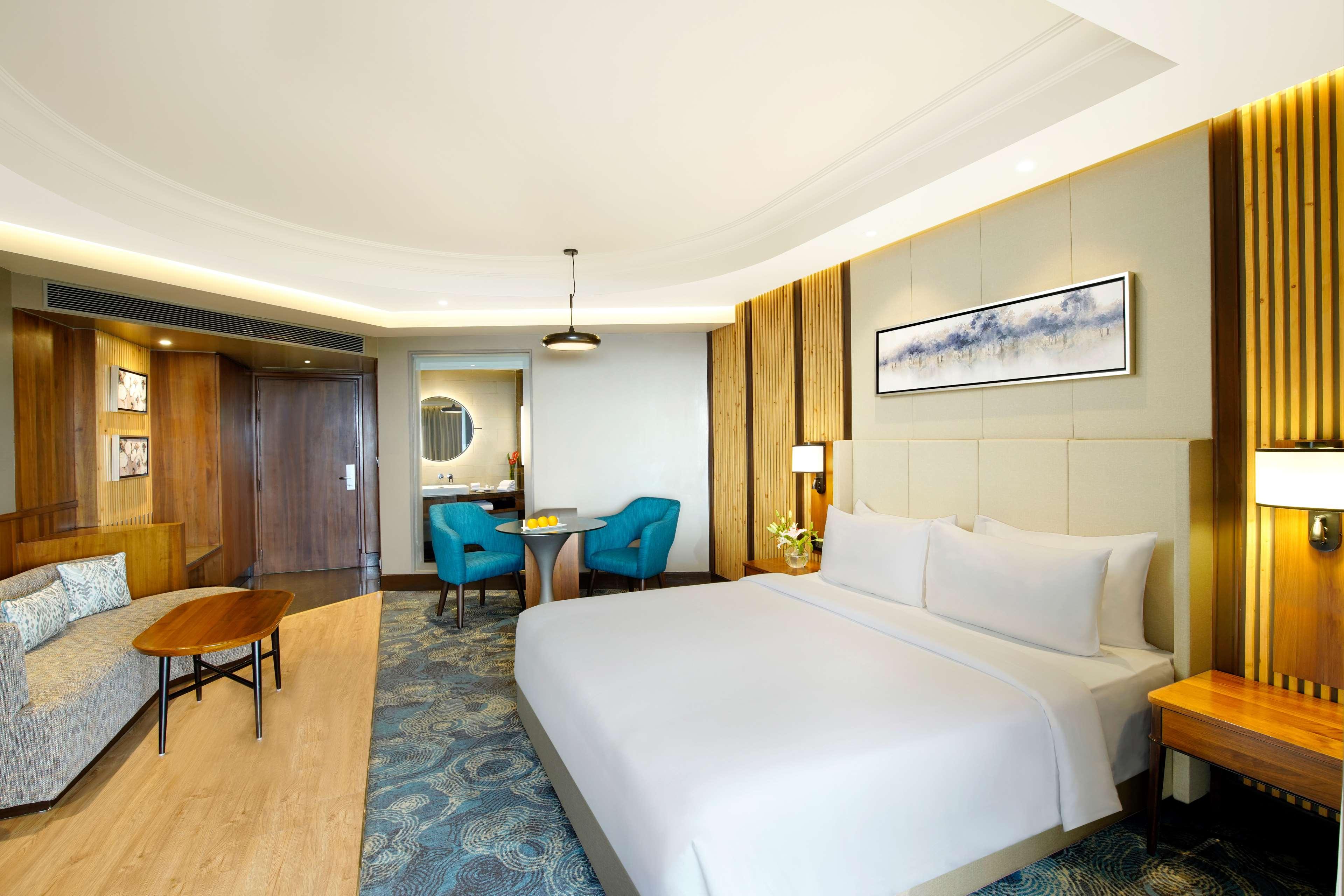 Room Deluxe with Balcony