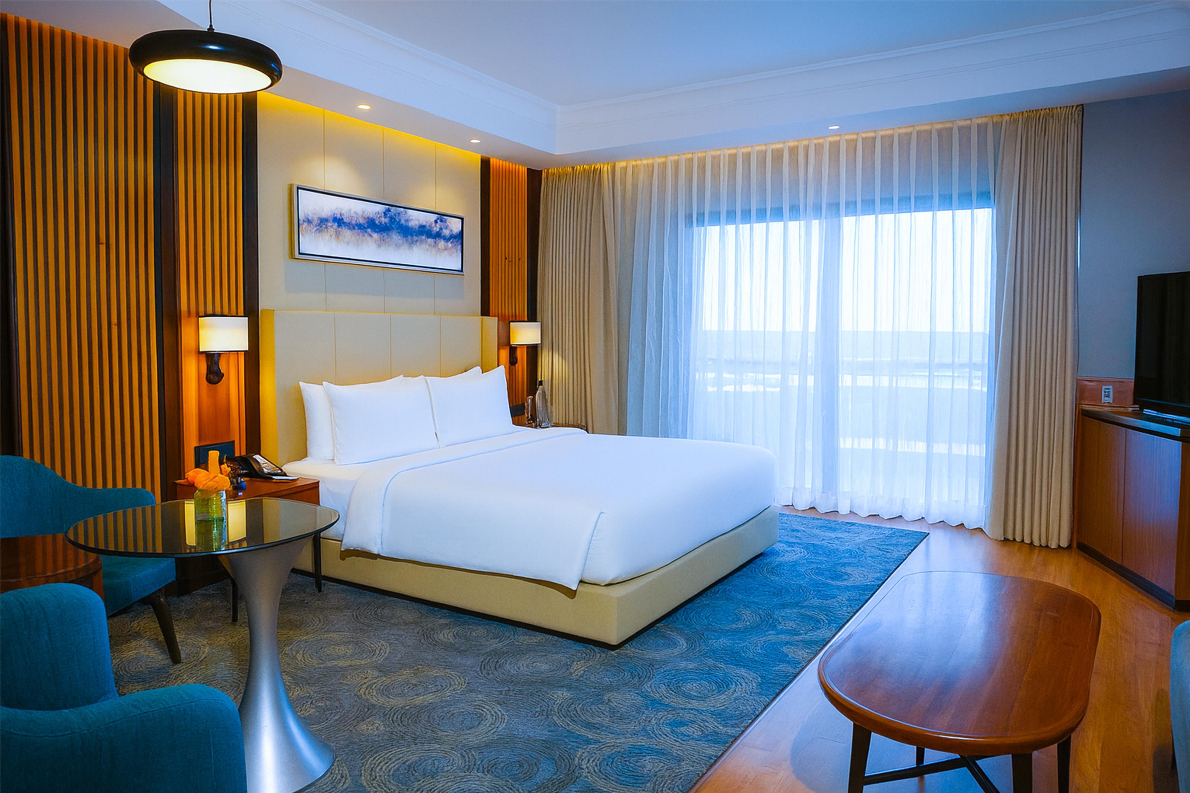 Room Deluxe with Balcony