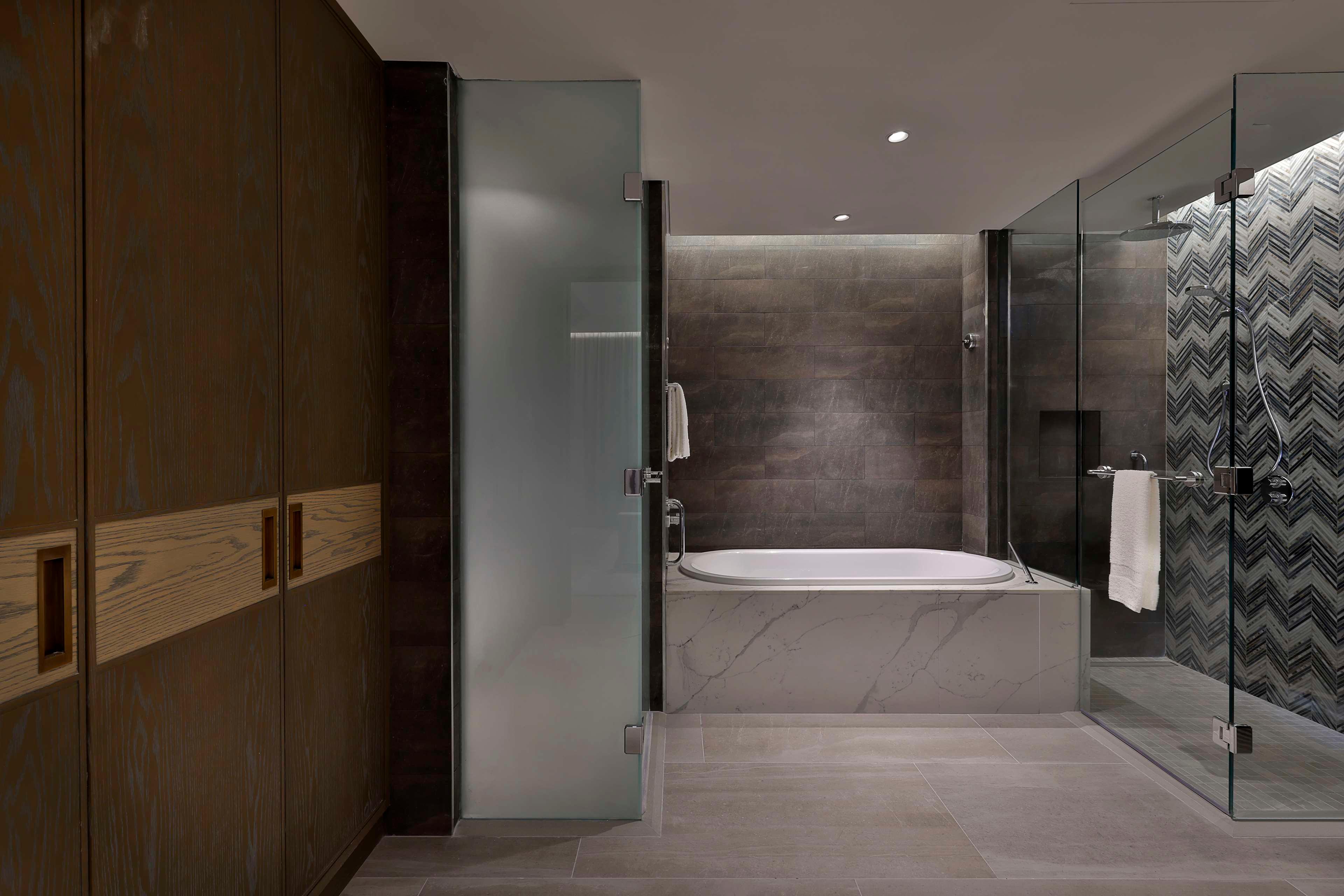 Suite King Bed One Bedroom 