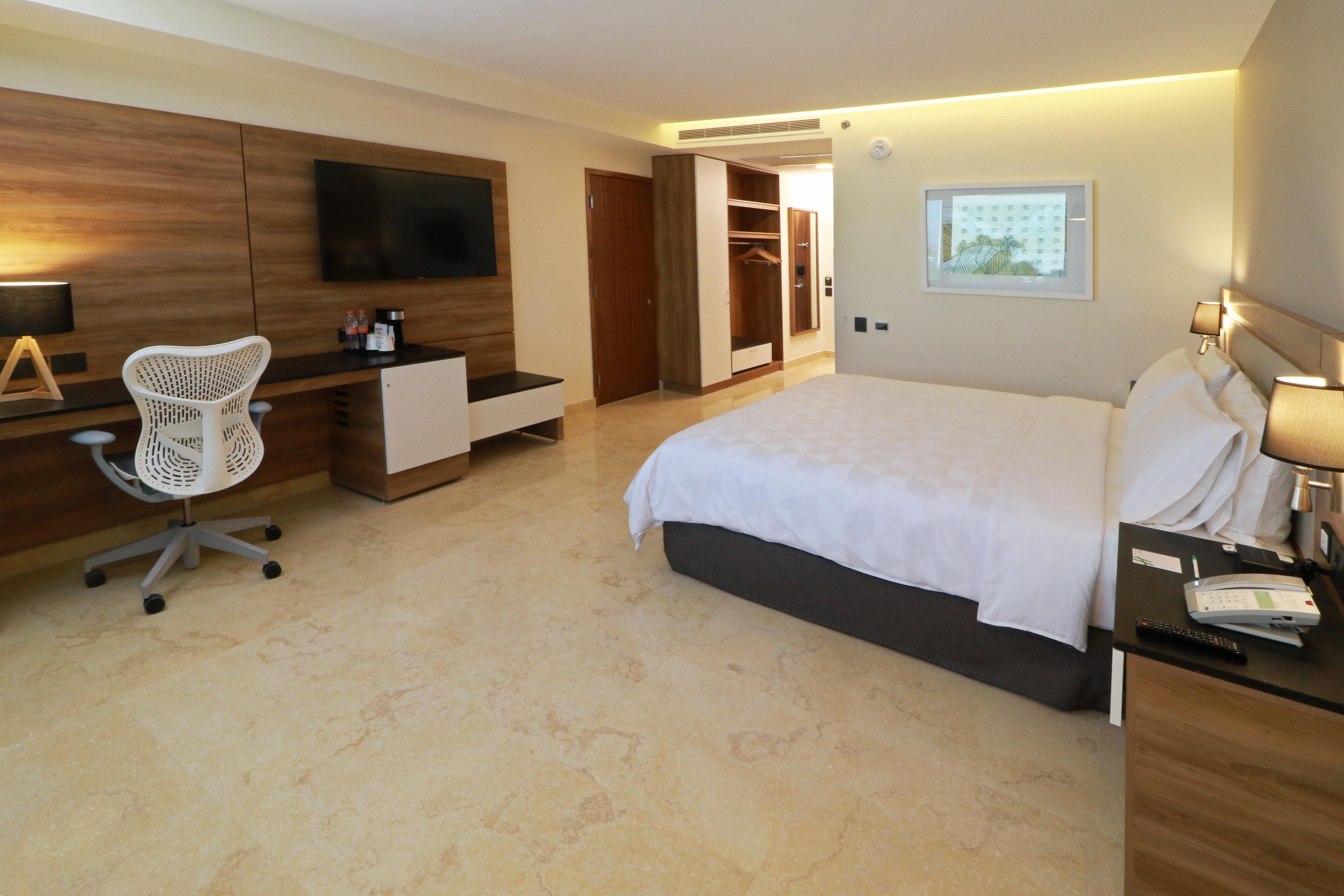 Double Accessible King Size Bed