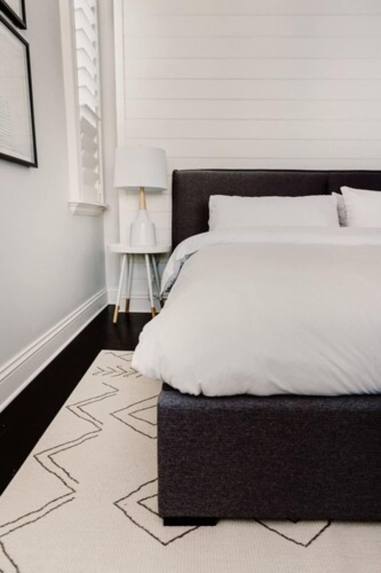 Studio King Size Bed