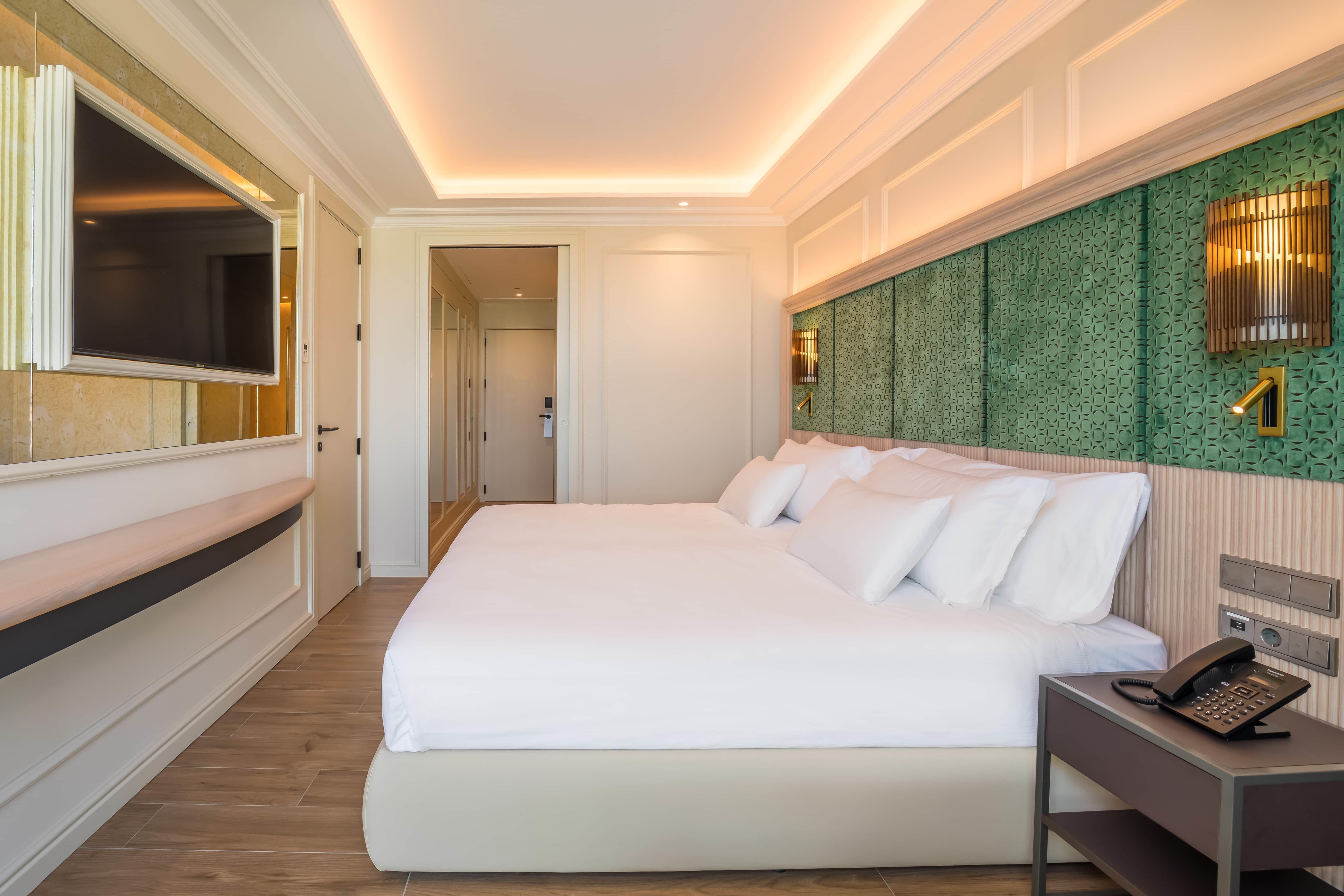 Double or Twin Superior Pool View