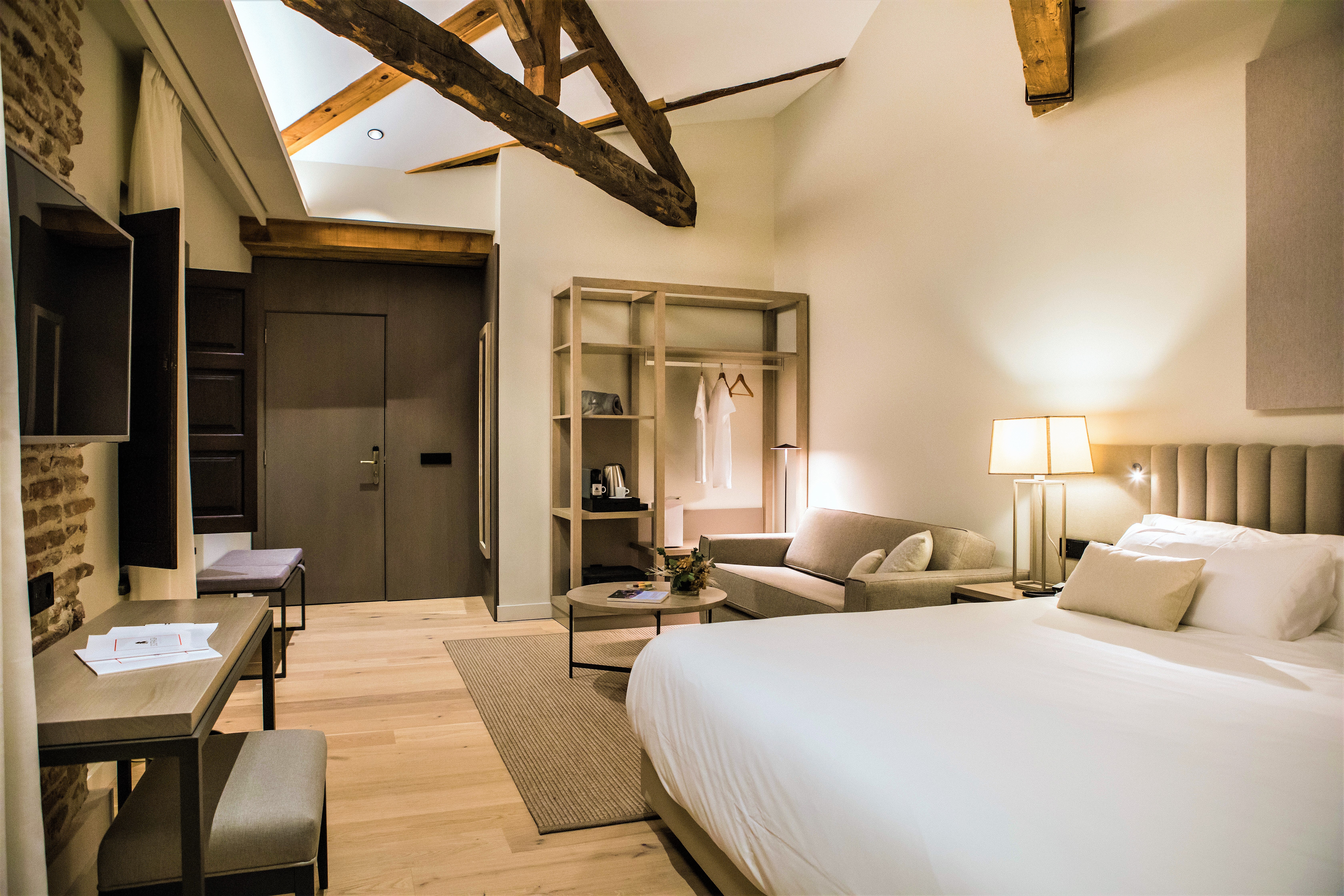 Junior Suite King Size Bed