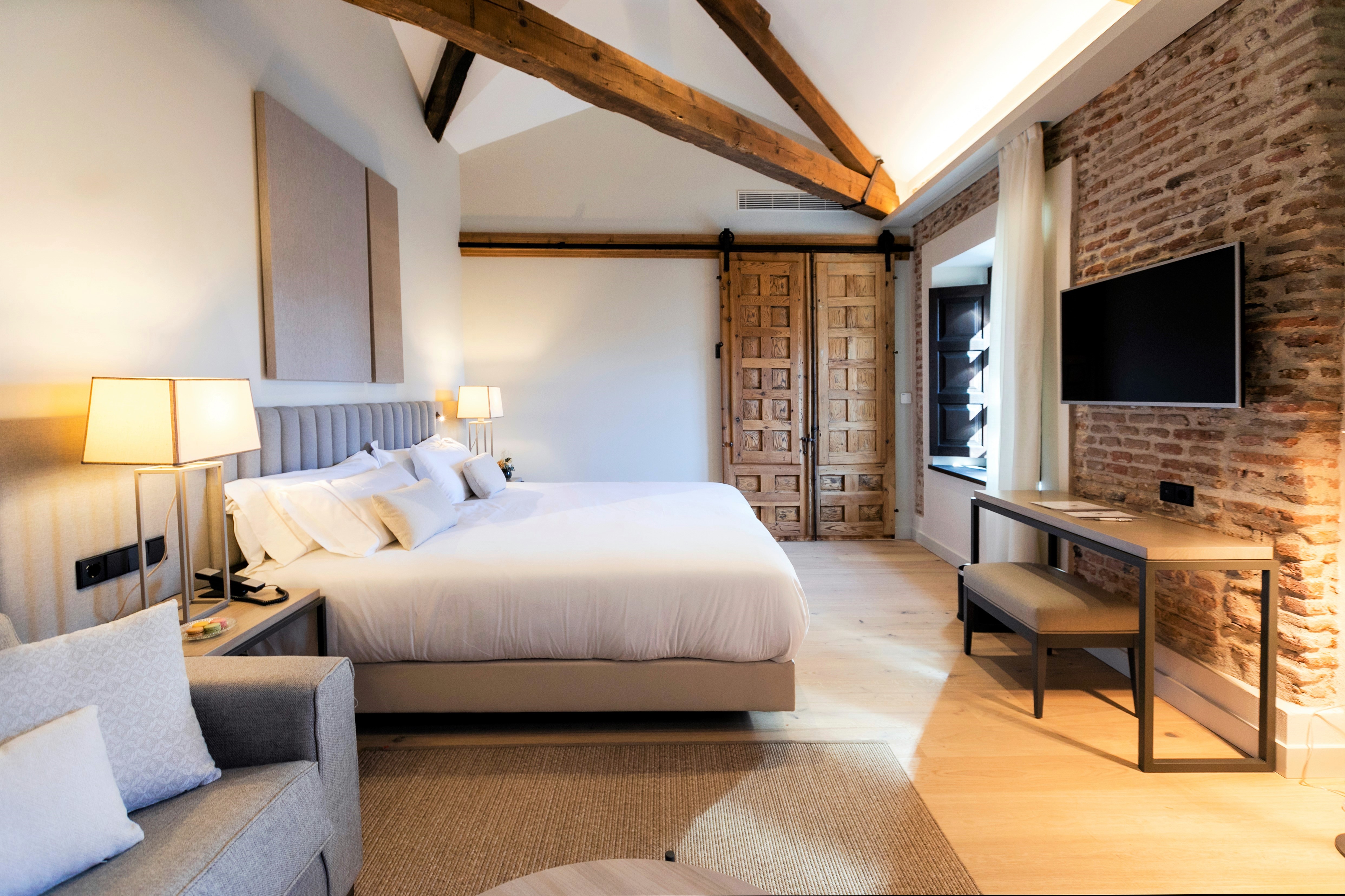 Junior Suite King Size Bed