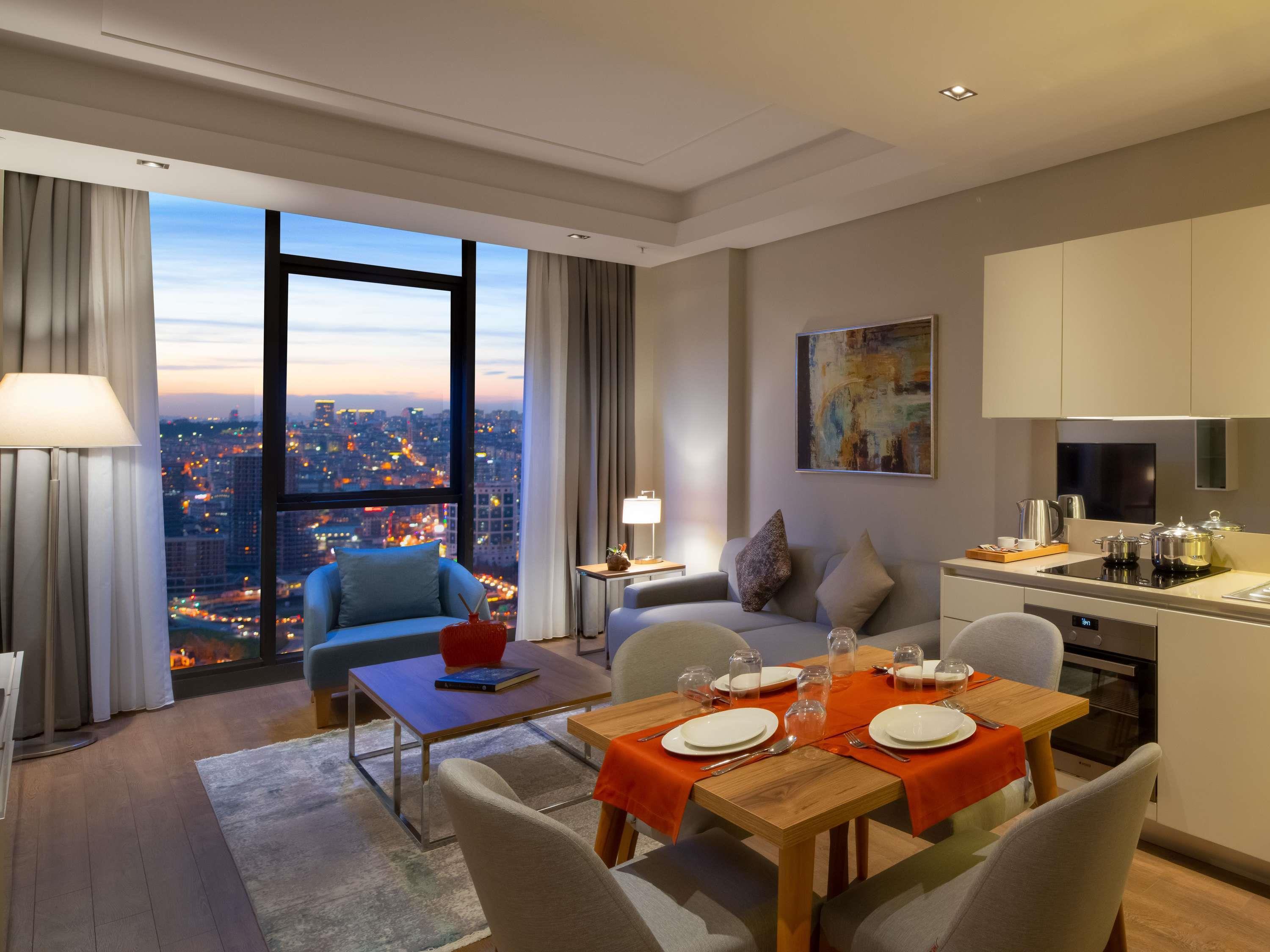 Room Deluxe One Bedroom