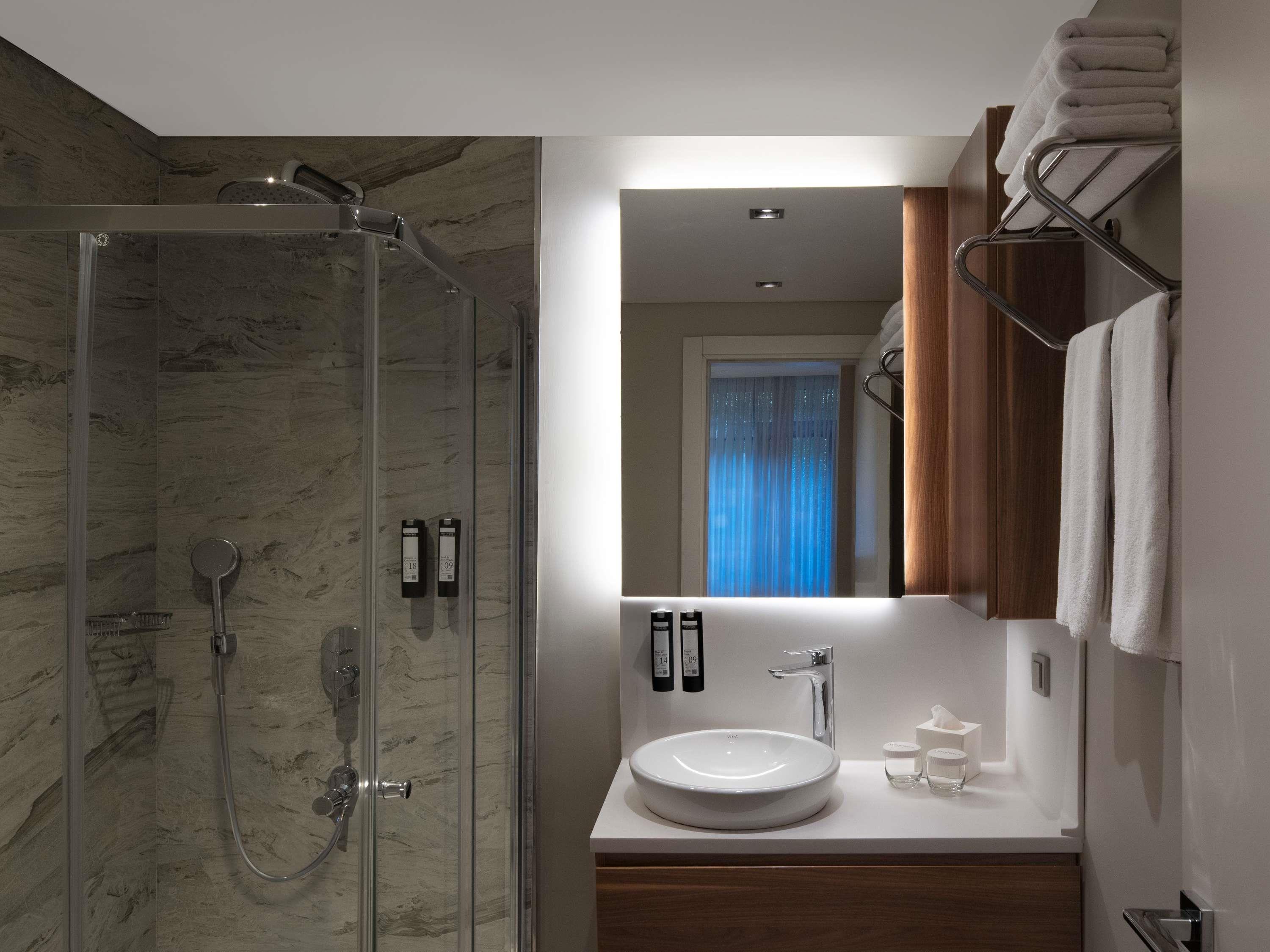 Room Two Bedrooms with Terrace