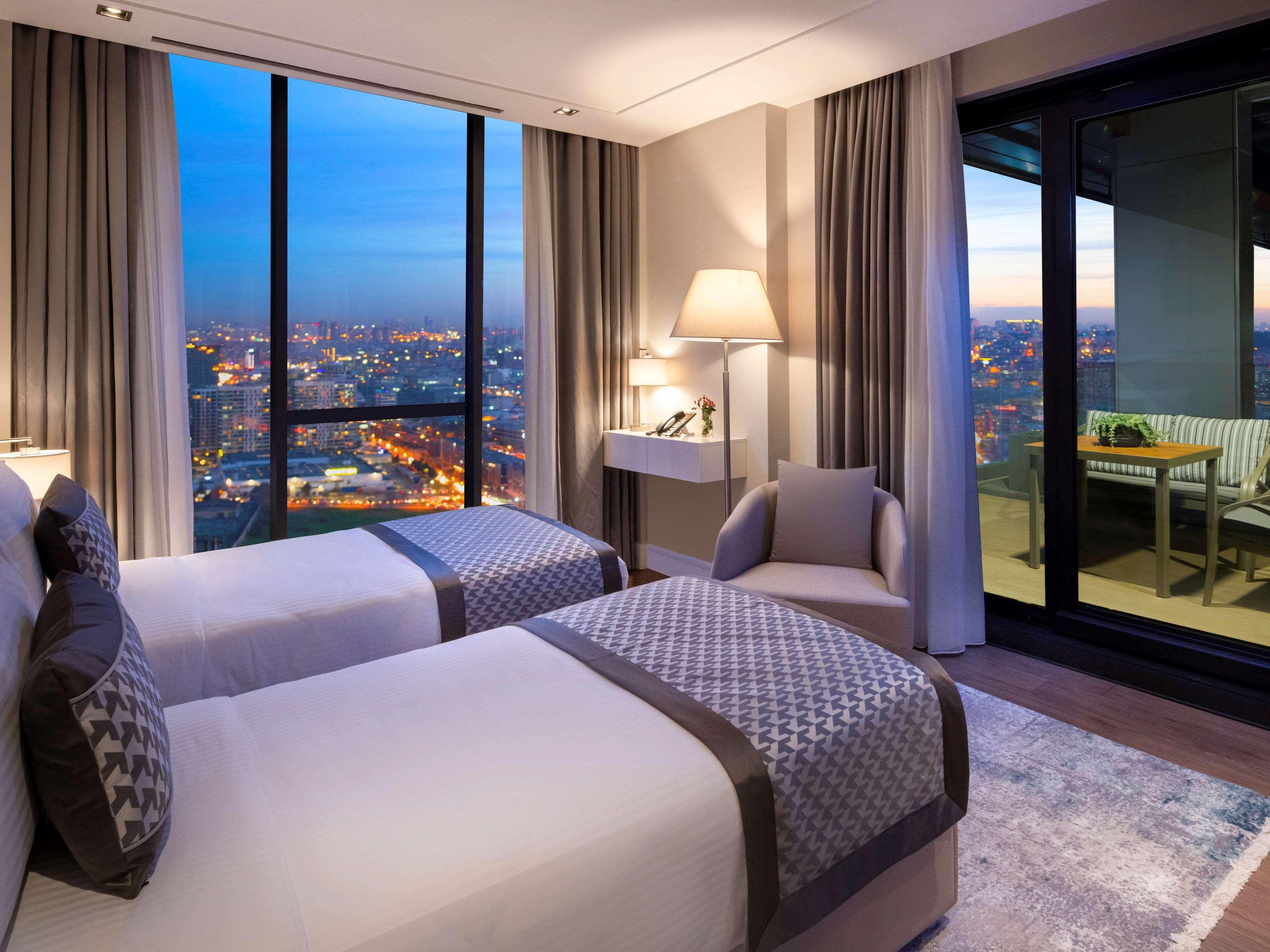 Room Two Bedrooms with Terrace