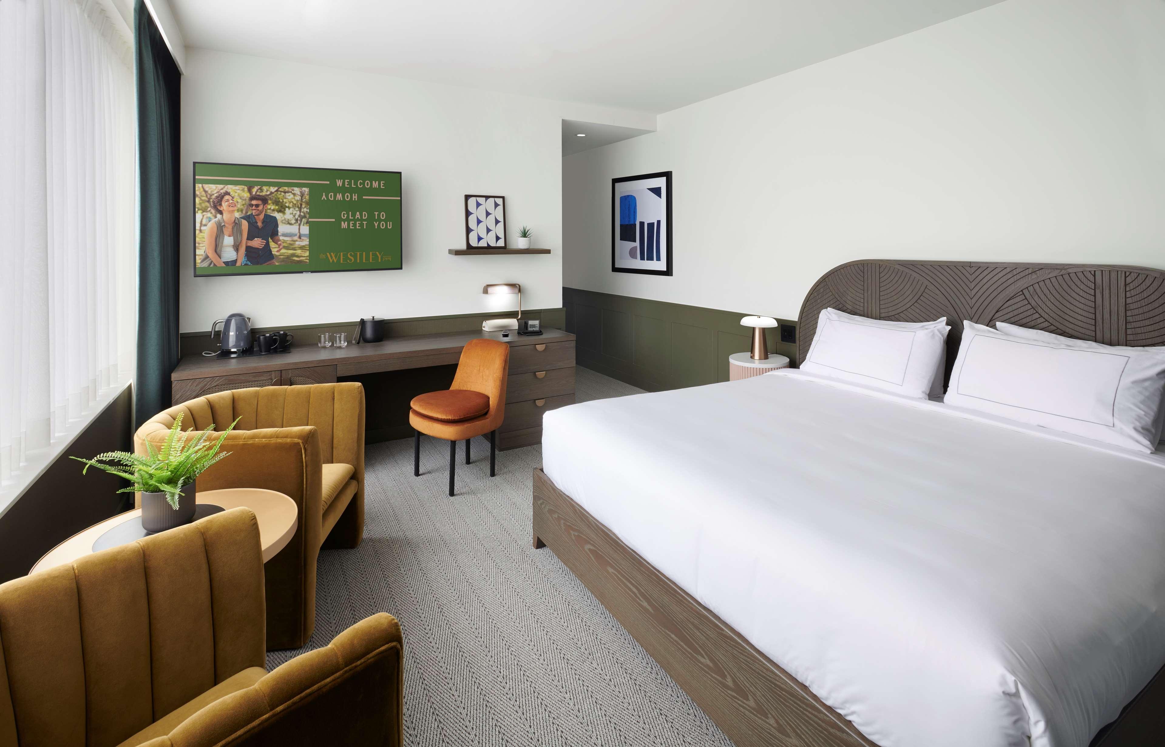 Double King Size Bed