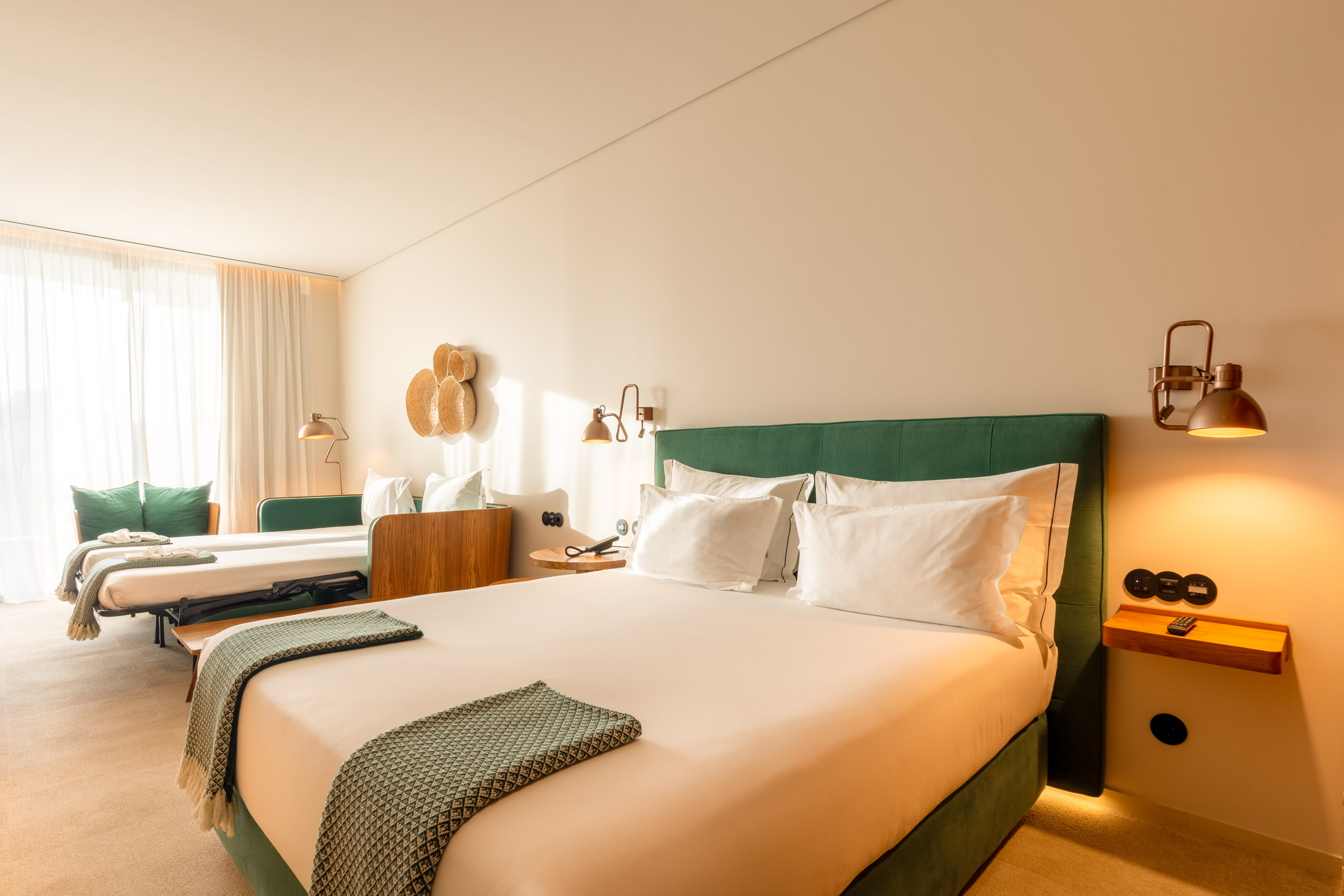 Family Room Superior