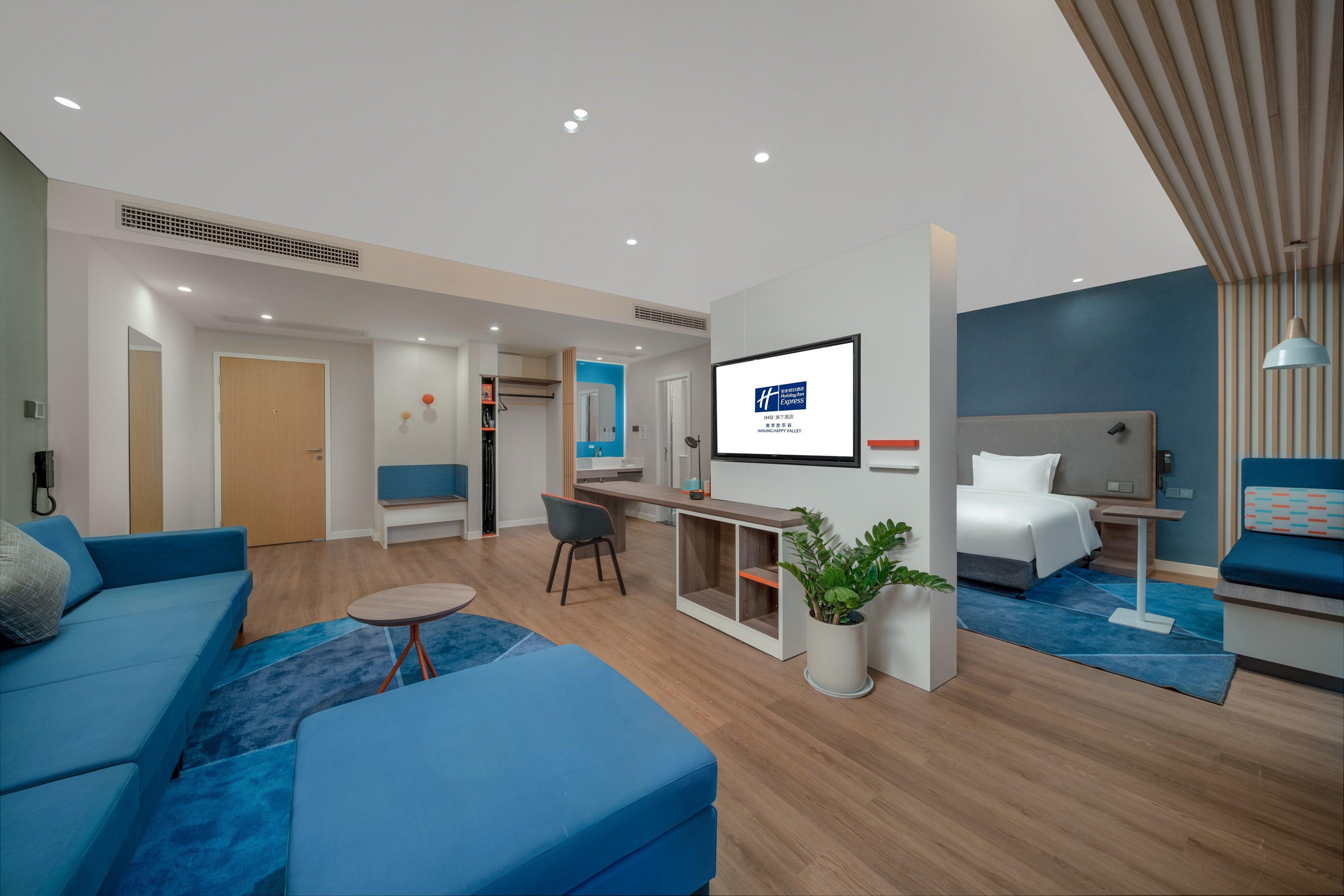 Suite Garden View King Bed